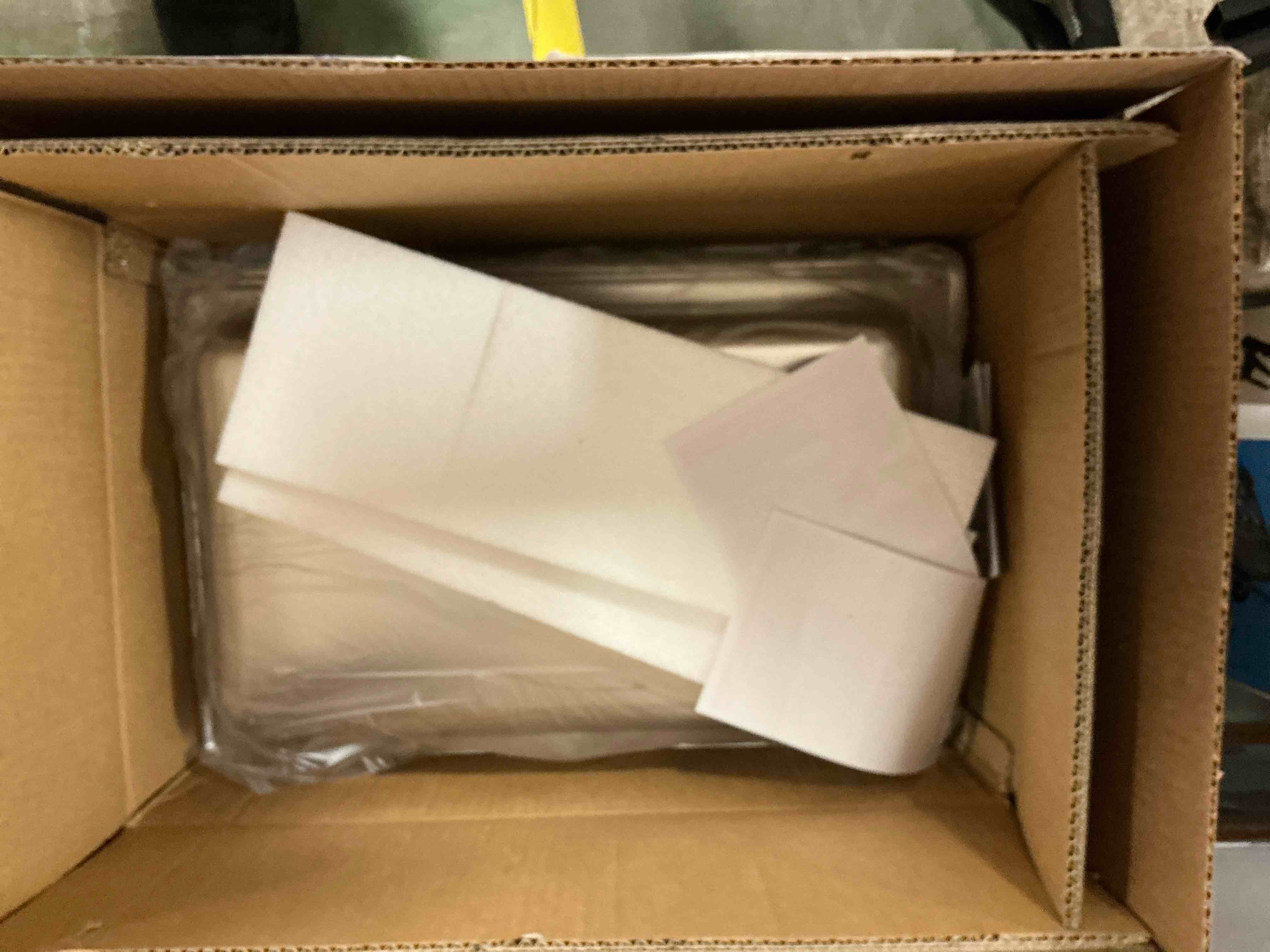 Condition photo showing New/Like New for Bluebow 4 Pack Chafing Dishes for Buffet Set, Stainless Steel Catering Chafer, Serving Food Warmer with Lids, Food & Water Pans & Fuel Holders