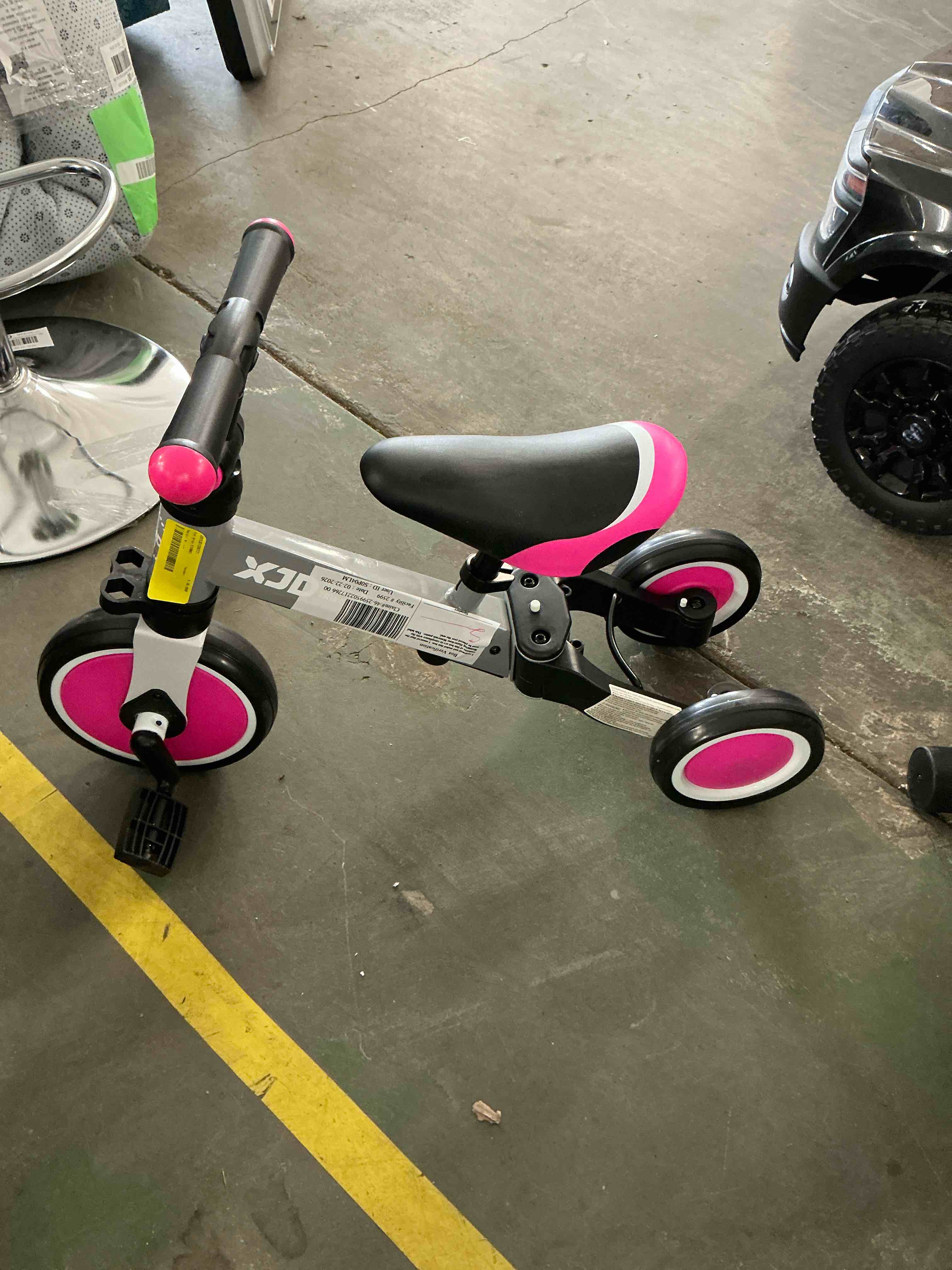 Condition photo showing Good Condition for XJD 5 in 1 Toddler Bike for 1-4 Years Old Boy Girl Tricycles for Toddlers Kids Trikes for Balance Training Baby Bike Infant Trike