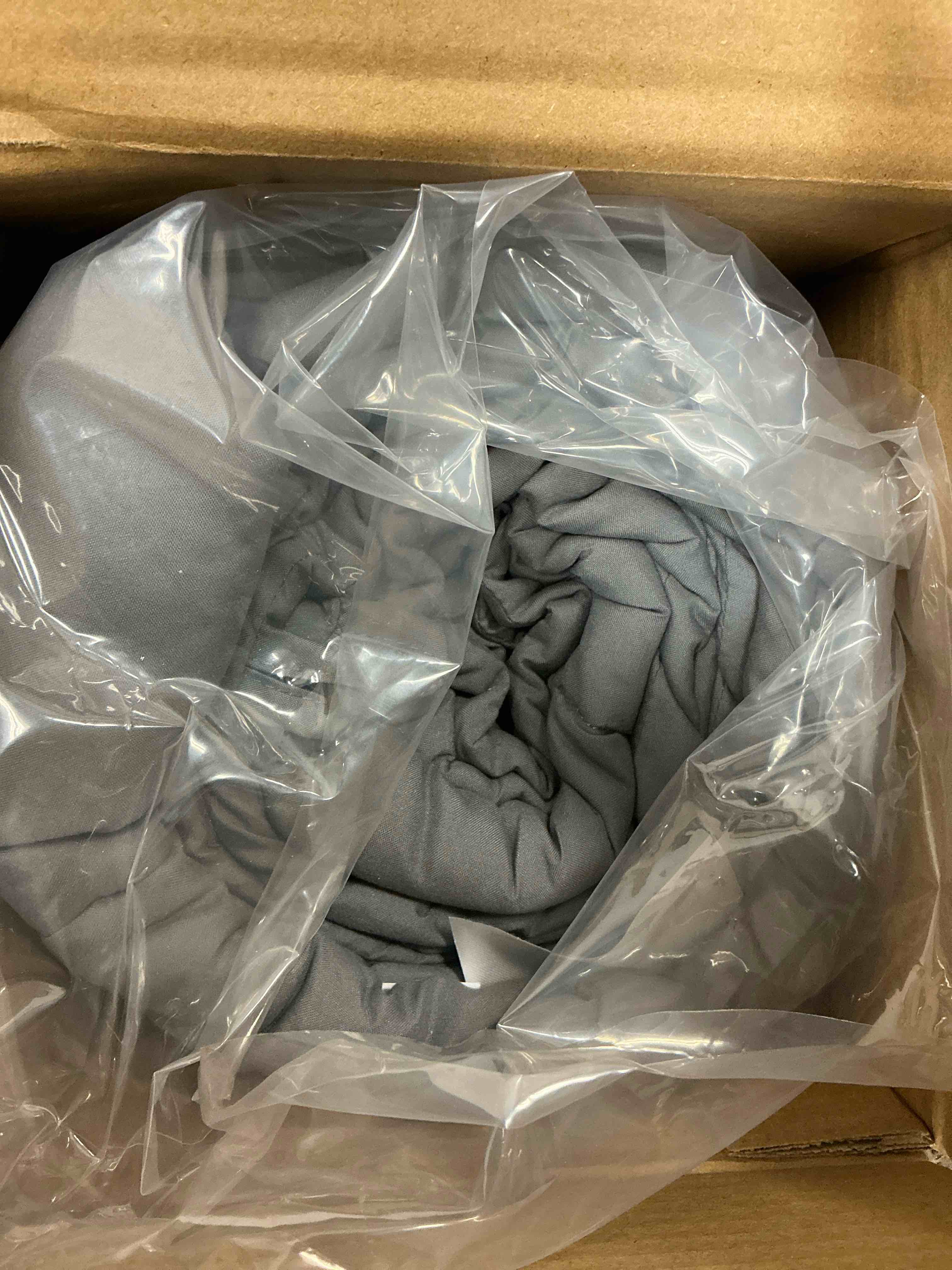 Condition photo showing New/Like New for Sleep Zone Twin/Twin XL Comforter Duvet Insert, Down Alternative Reversible Comforter, Lightweight, Soft and Breathable Bedding All Season, Diamond Quilting Grey