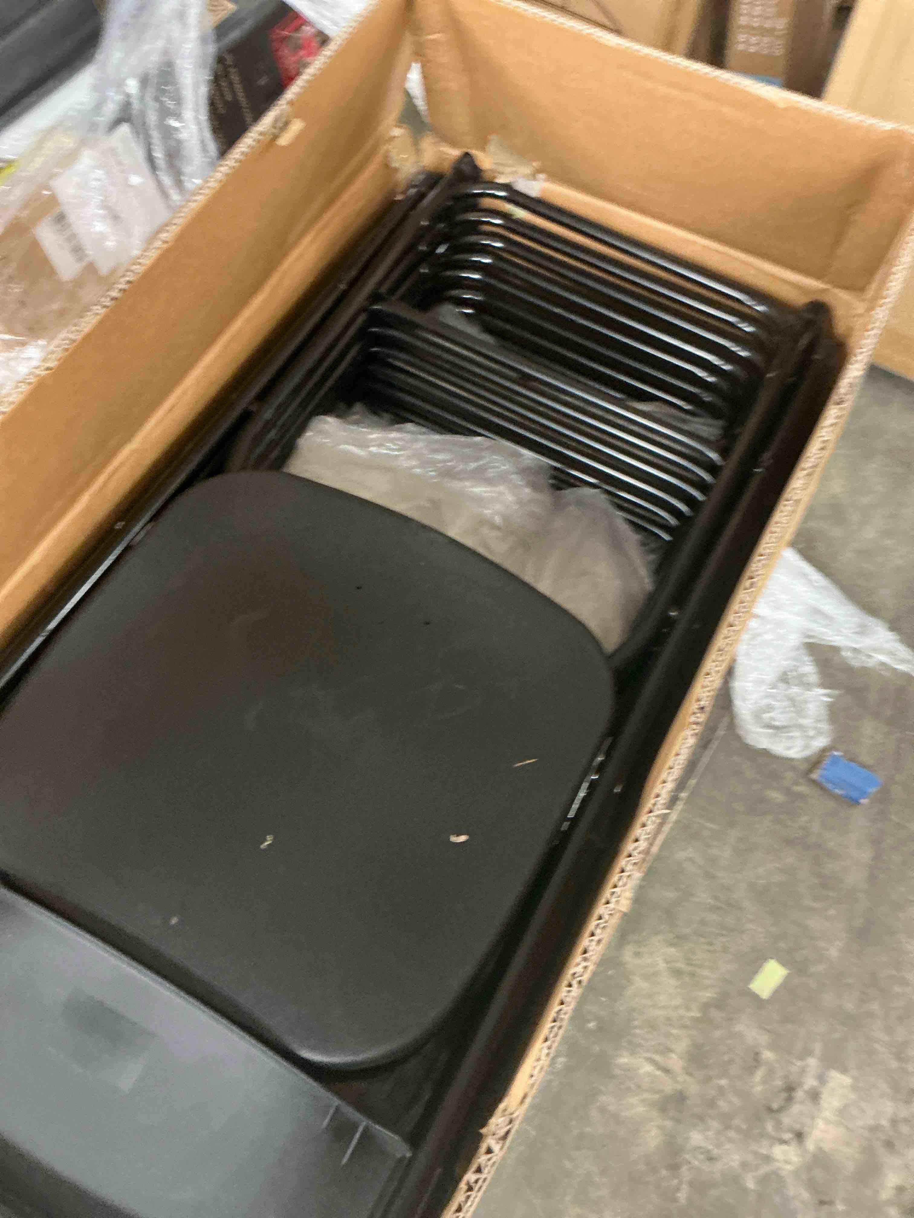 Condition photo showing Good Condition for JOINSUN 10-Piece Folding Chair Set with Non-Slip Feet  330 lbs. Weight Capacity  for Home and Office Use  for Indoor and Outdoor Activities  Black