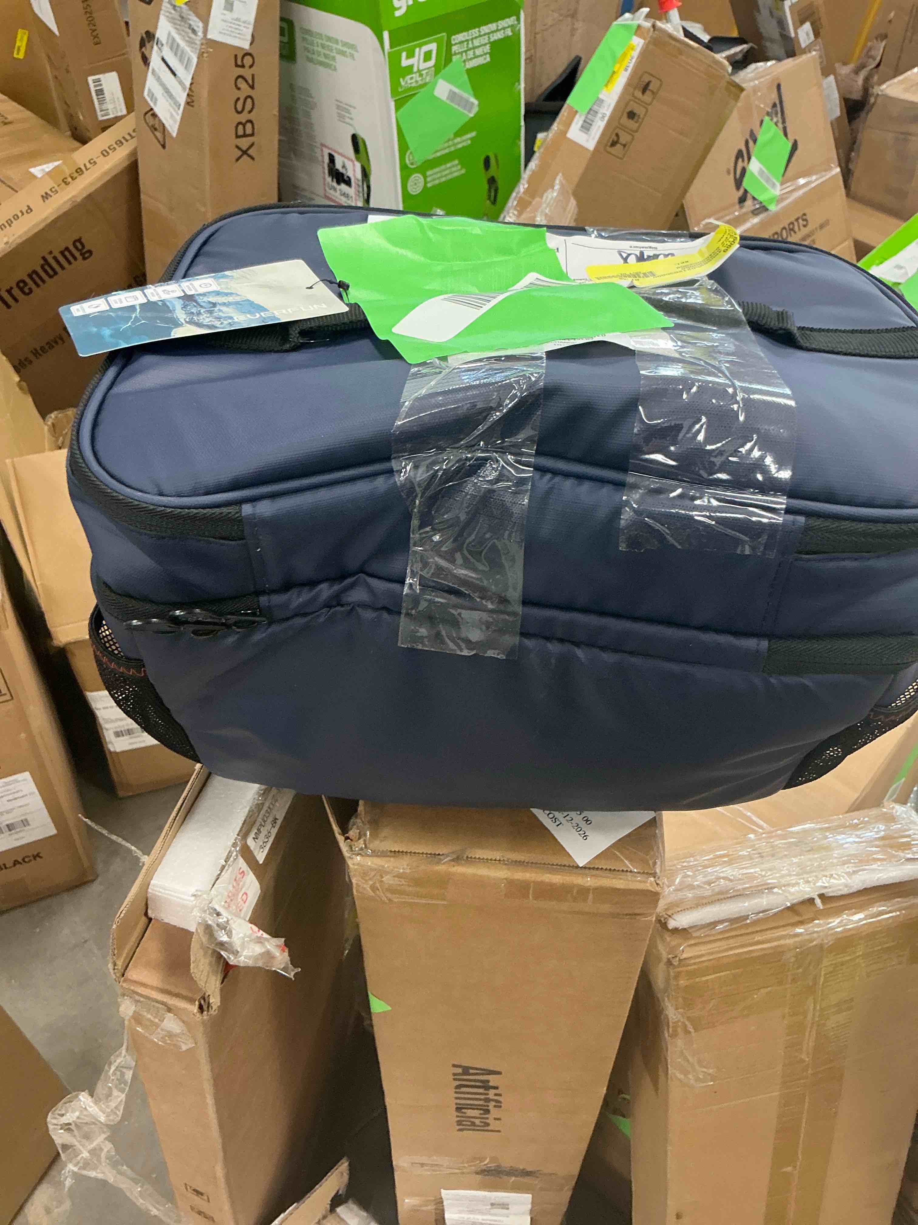 Condition photo showing Good Condition for EVERFUN Insulated Cooler Bag Small Lunch Box 24 Can Beach Lunchbag Leakproof Dual Compartments Blue