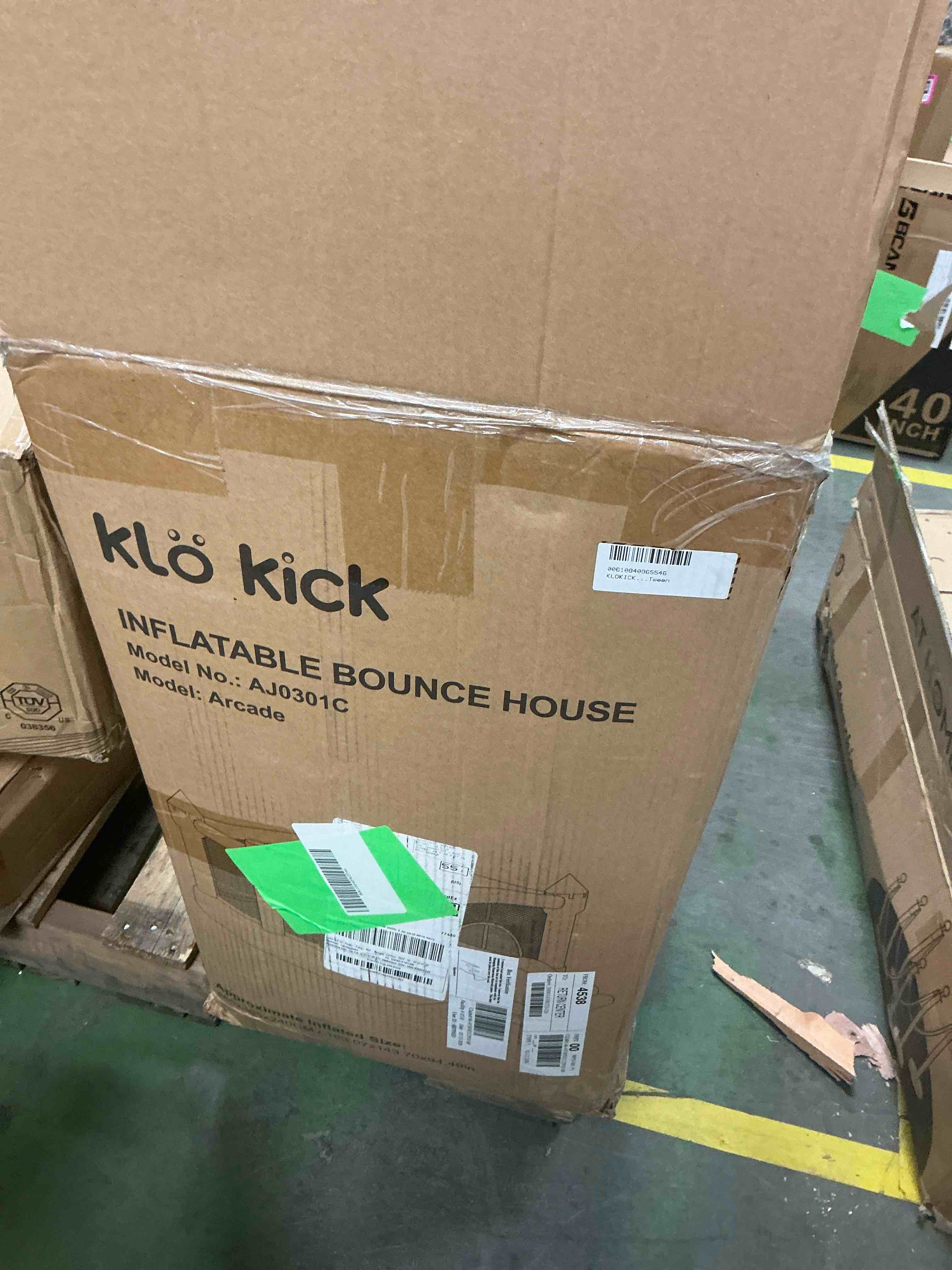 Condition photo showing New/Like New for KLOKICK 15x 12FT Large Bounce House 840D Oxford Inflatable Bouncers for 6 Kids with Blower & Slide for 3-10 Years Child Adult Infant Teen Tween