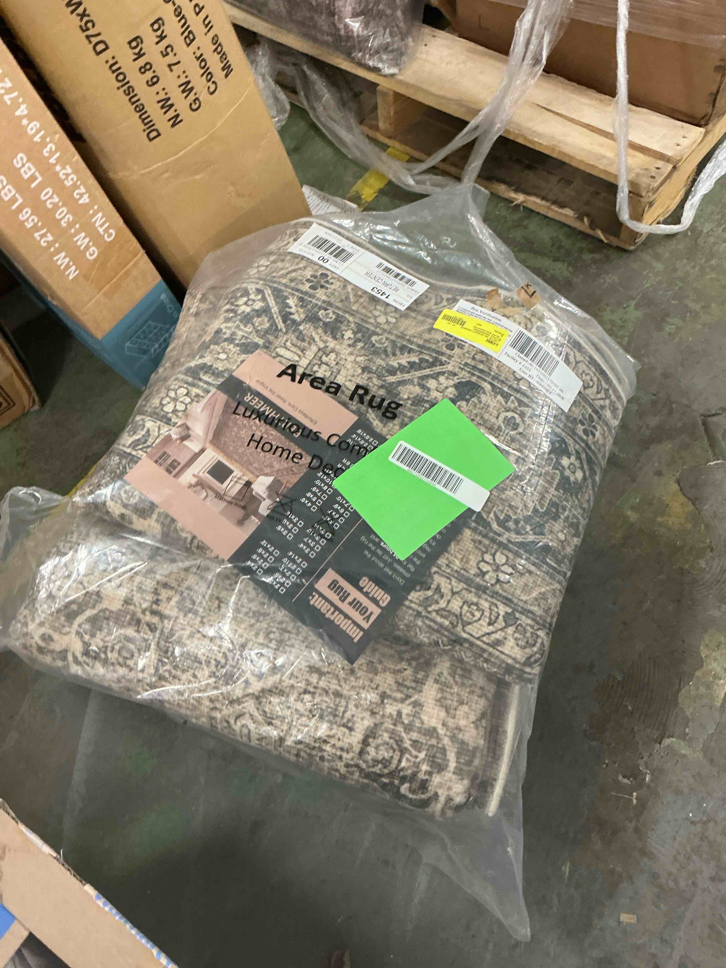 Condition photo showing Good Condition for BERTHMEER 9 x12  Large Area Rugs for Living Room Bedroom Vintage Traditional Rugs Machine Washable Non-slip  Brown