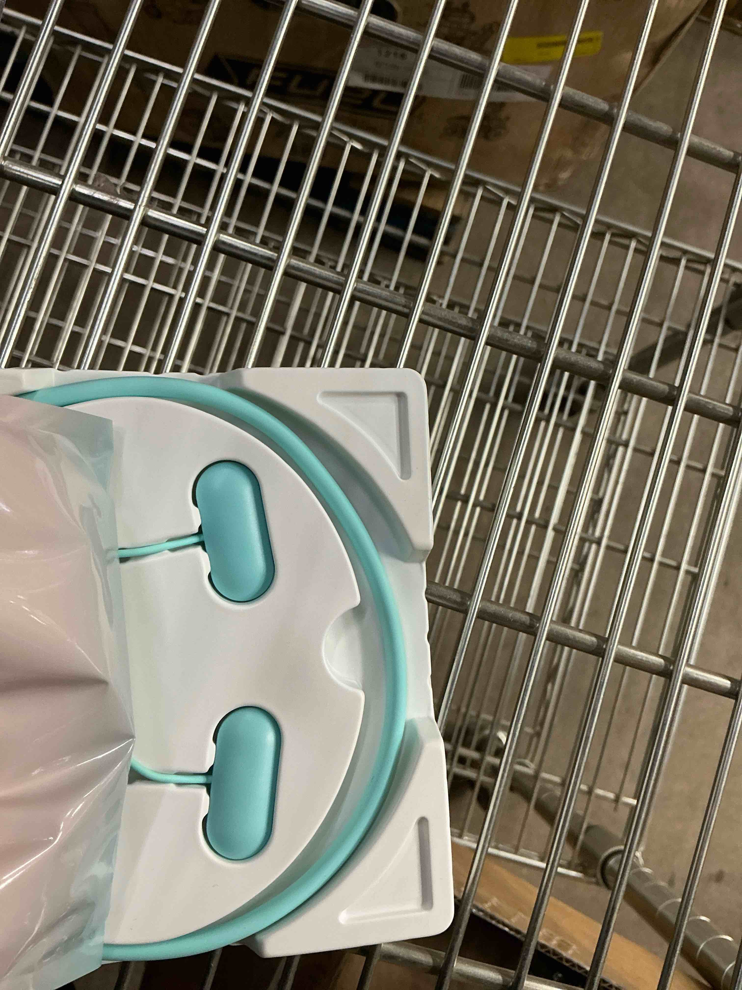 Condition photo showing Good Condition for Face Belts with Adjustable Straps,Double Chin Reducer and Face Lift Device with 4 Modes and 5 Gear Adjustable Intensities,Double Chin Machine for V-face