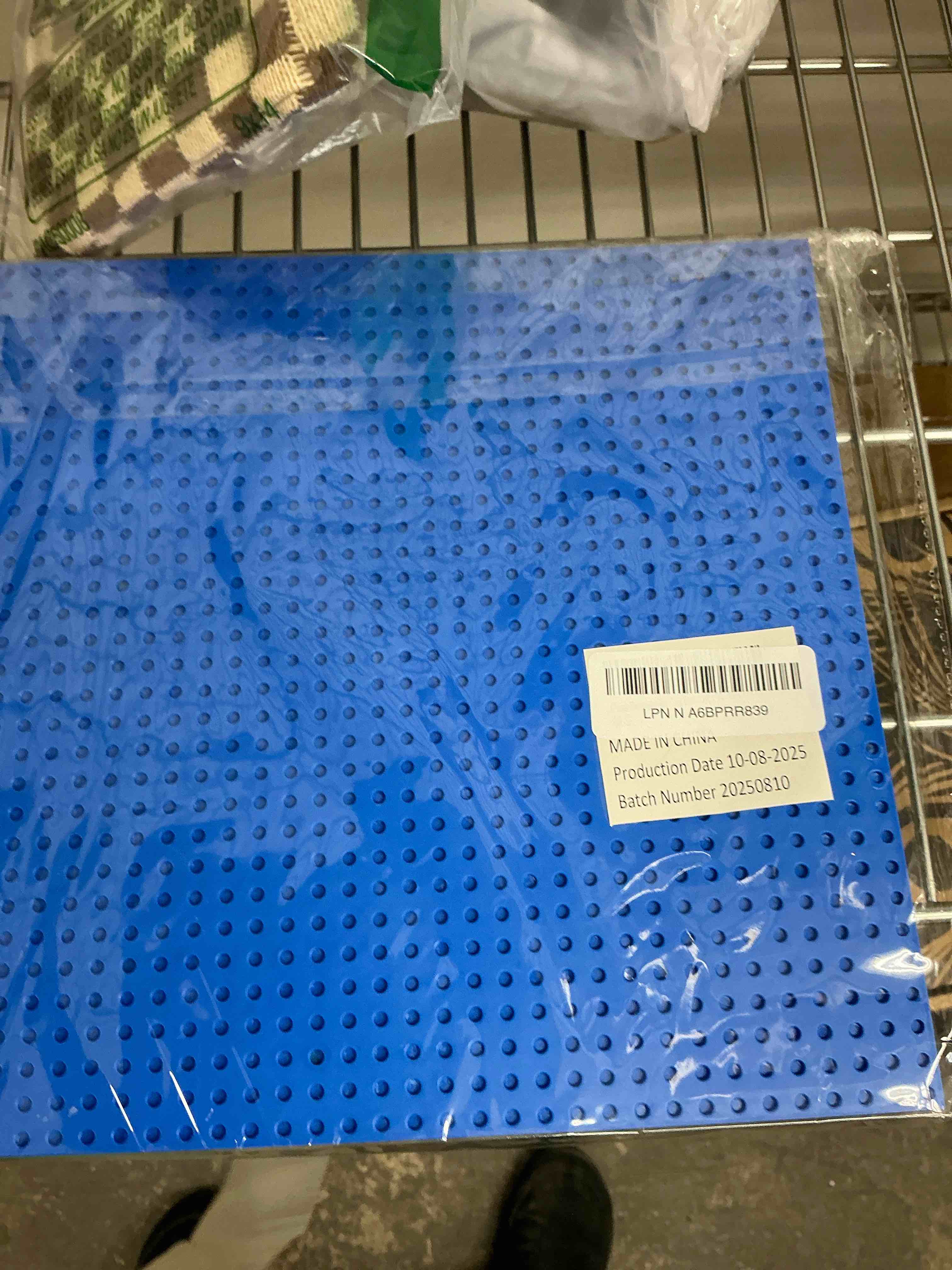 Condition photo showing New/Like New for 6 Pack Classic Baseplates Building Base Plates for Building Bricks 100% Compatible with Major Brands-Baseplates 10" x 10", (Multicolor) 6 Multicolored