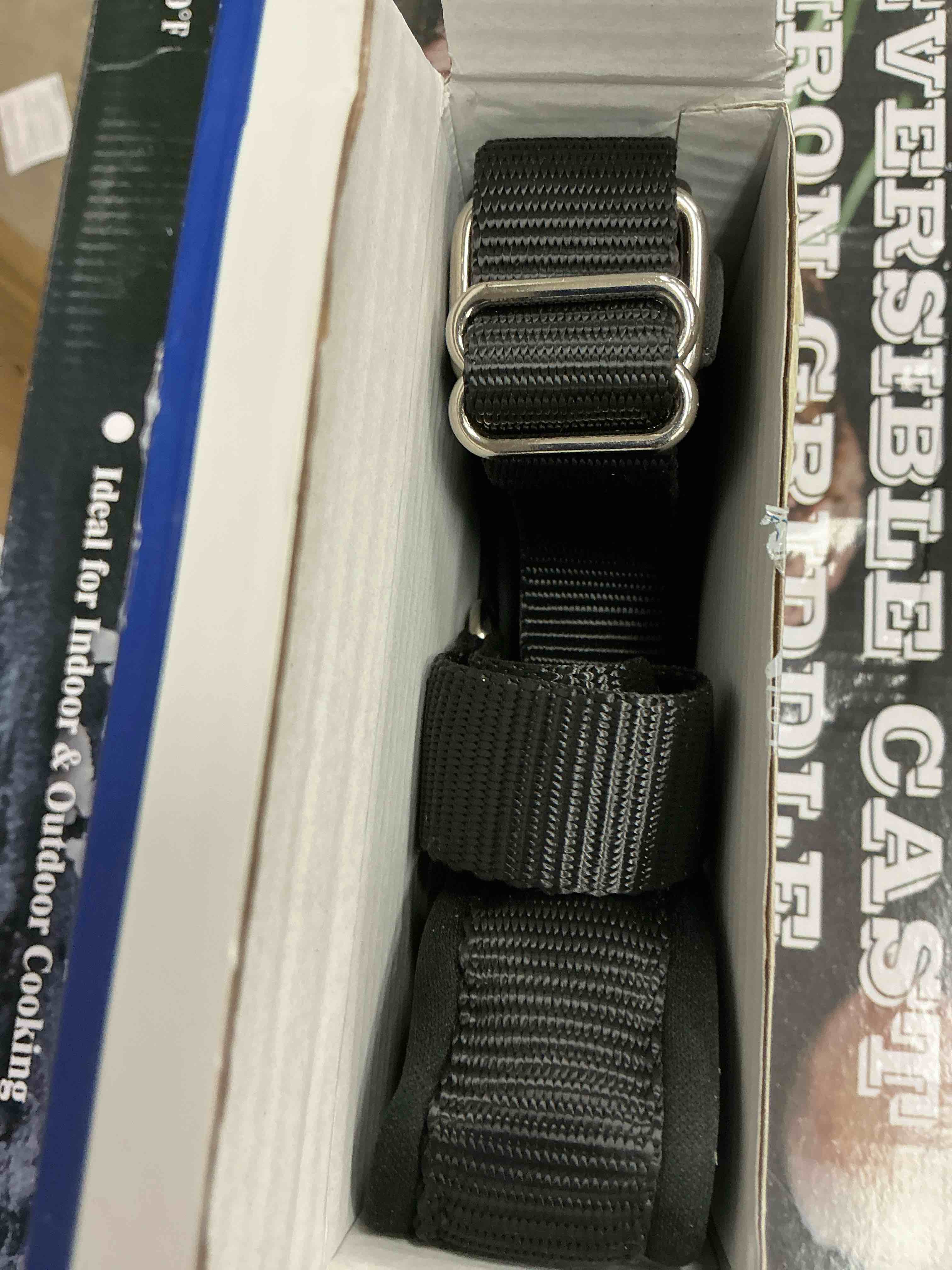 Condition photo showing Good Condition for Mayerzon Dog Collar, Patented Martingale No Pull Collar for Small Medium Large Dogs with Buckle for Walking Training, Hidden Design (Black, Large,2.5mm,18.5"-23.5" Neck) Black Large,2.5mm,18.5"-23.5"Neck