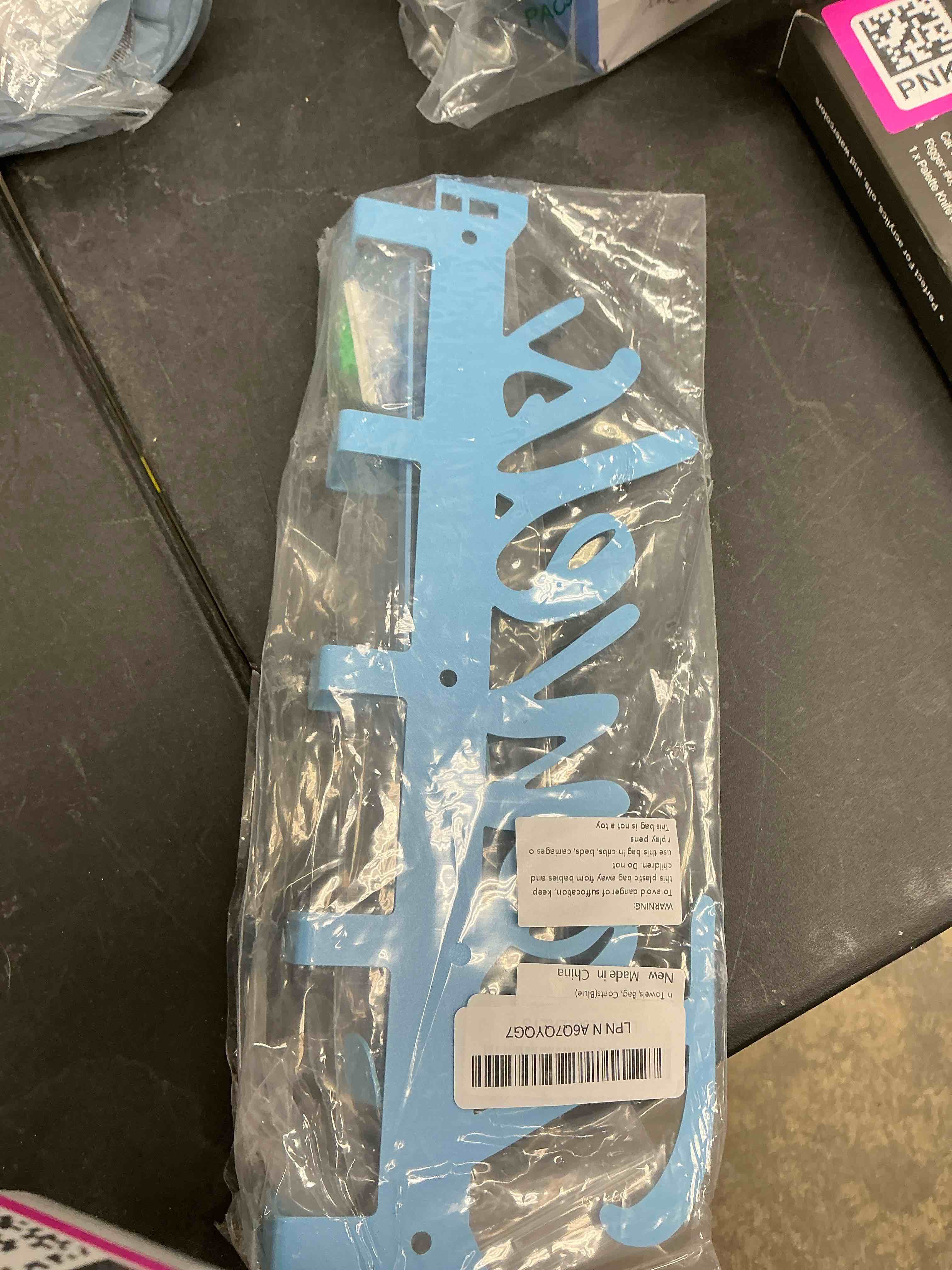 Condition photo showing New/Like New for Azmoncy Over The Door Hooks, Towel Rack for Bathroom Wall Mount Towel Hanger, Towel Holder for Hanging Heavy Duty with 5 Hooks for Pool Bedroom Bathroom Kitchen Towels, Bag, Coats(Blue)