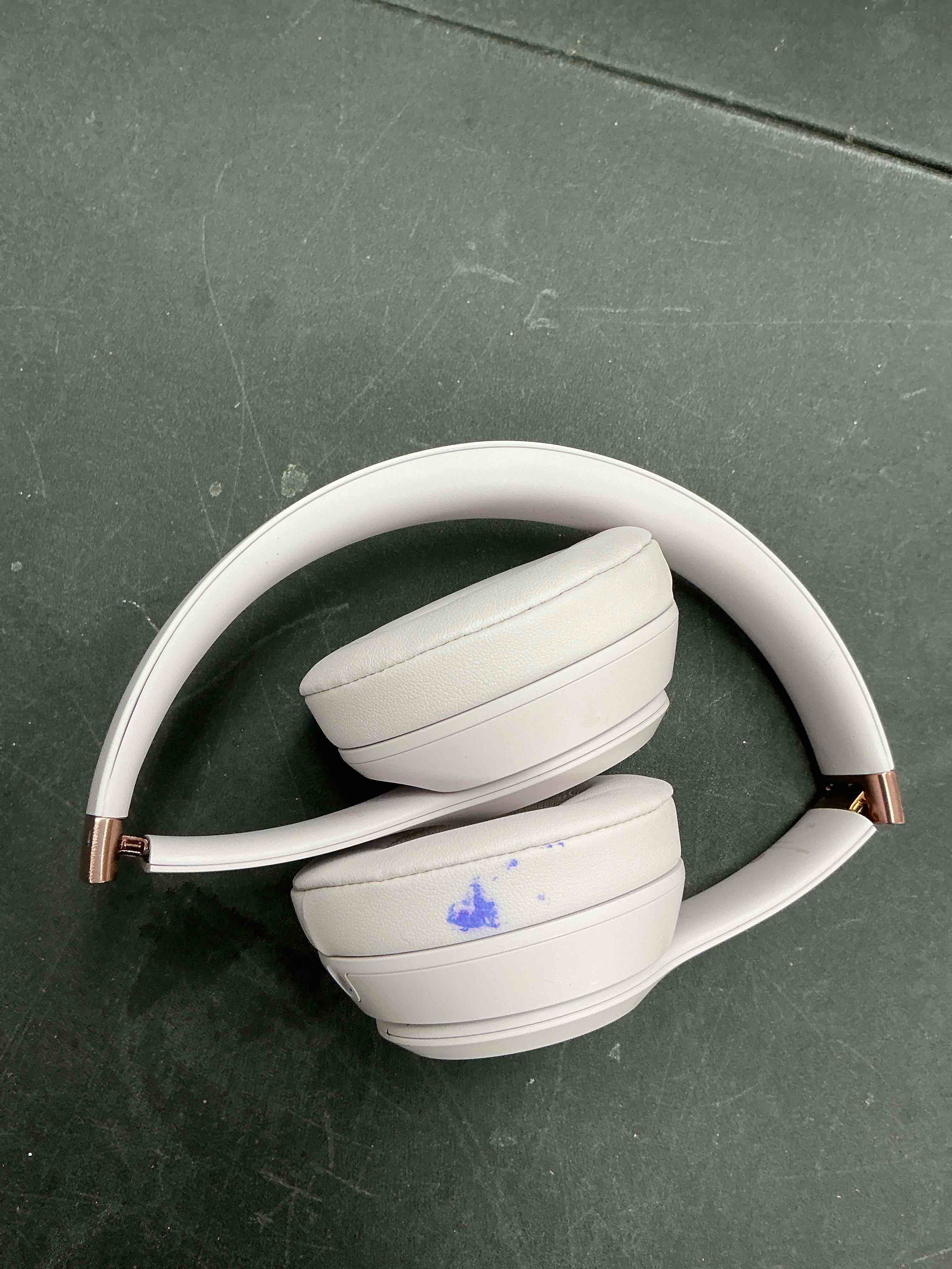 Condition photo showing Good Condition for Beats Solo 4 - Wireless On-Ear Bluetooth Headphones, Up to 50-Hour Battery Life, Ultra-Lightweight Comfort, Powerful and Balanced Sound, Apple & Android Compatible - Cloud Pink Cloud Pink Standalone