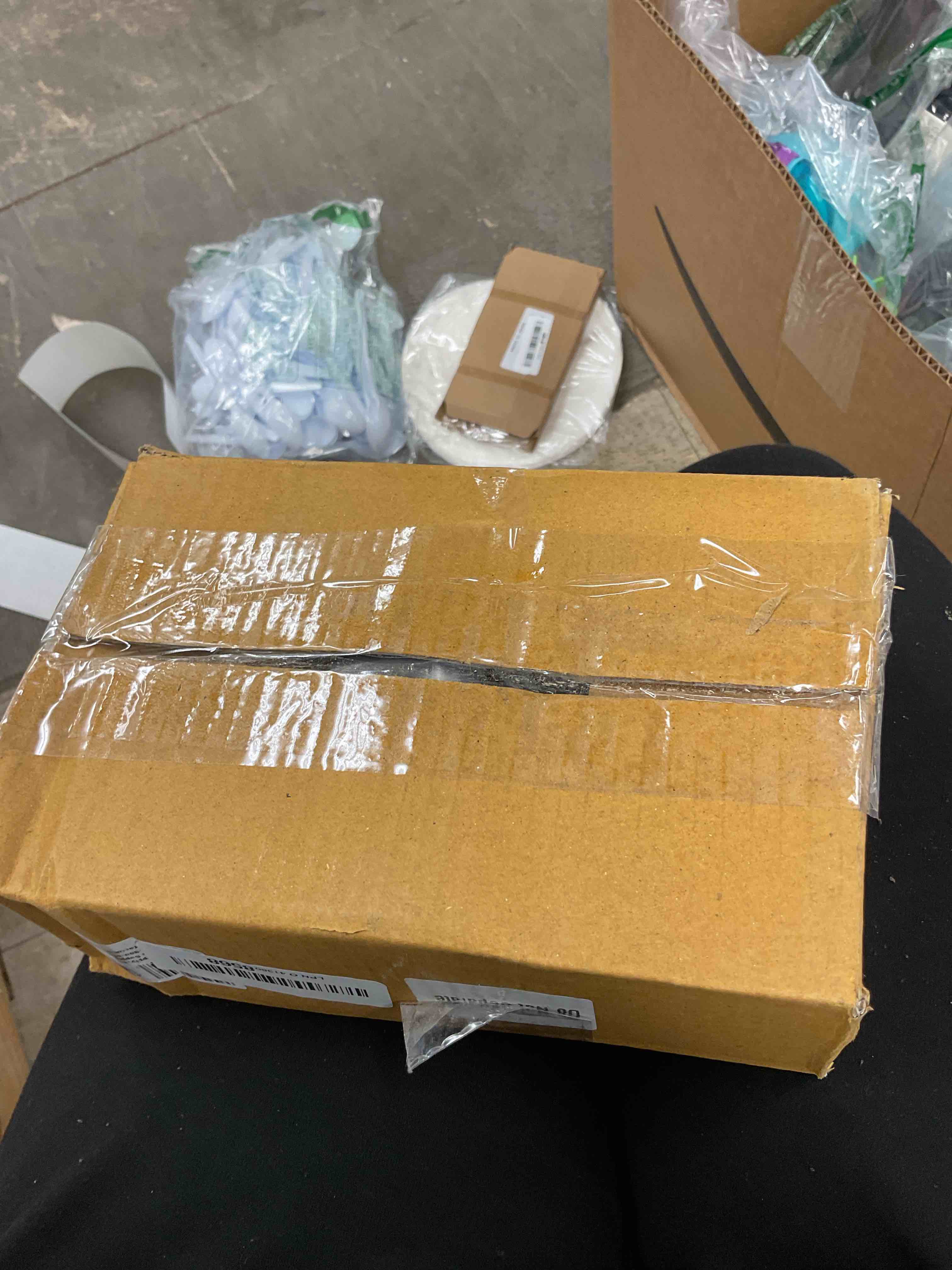 Condition photo showing Good Condition for Black Wrought Iron Stair Hand Rail Bracket 4.5" H X 3.2" Proj. Rust Resistant Powder Finish Decorative Railing Bracket for Stairway Support with Hardware Renovators Supply Manufacturing Pack of 4