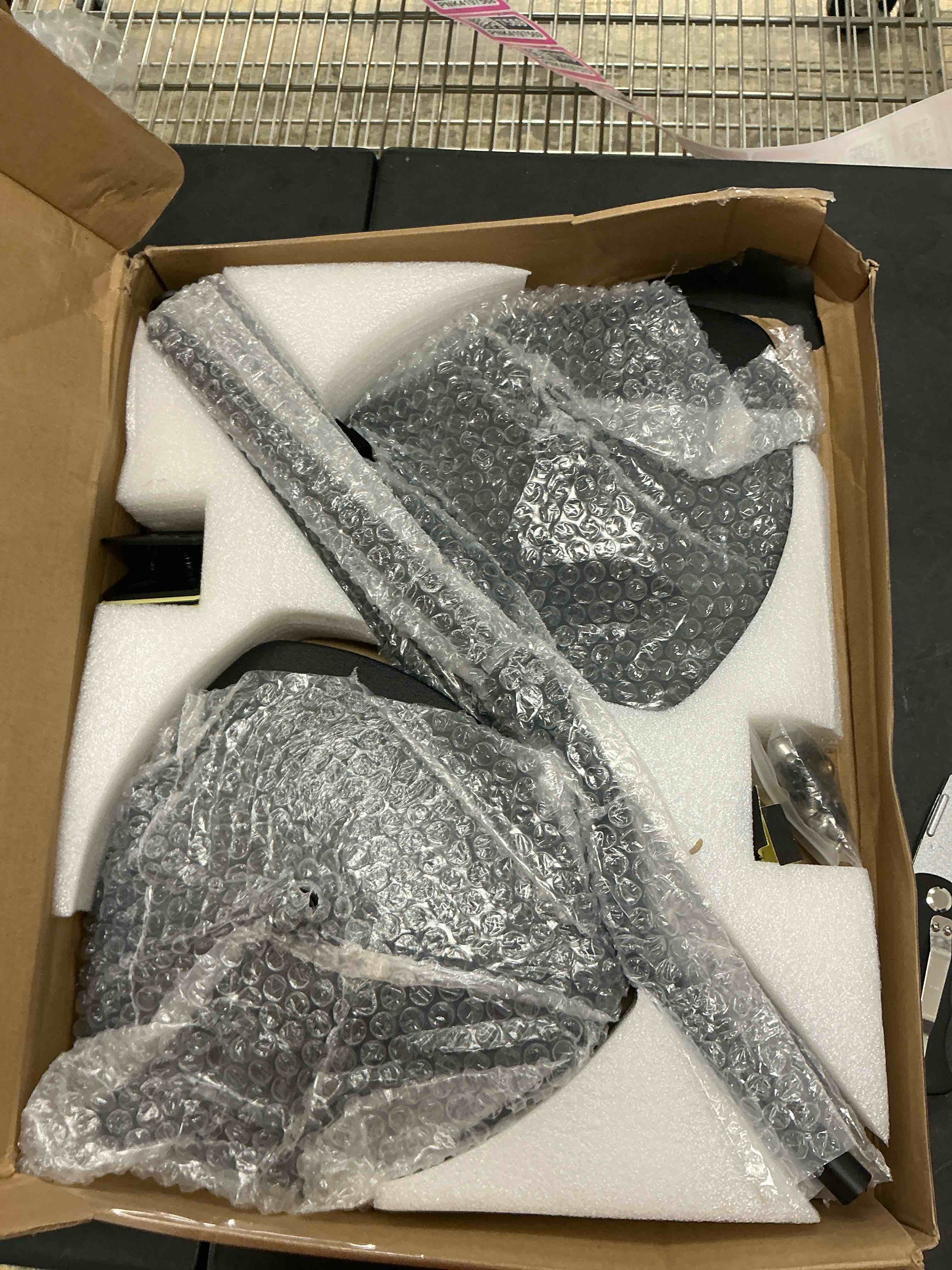 Condition photo showing Good Condition for Anautin Universal Speaker Stands Pair, Satellite & Bookshelf Speaker Stands-28-38in Adjustable, Surround Sound Speaker Stand for Home Theater, Compatible to Sony/Bose/JBL/Sonos/Klipsch/Edifier/Polk