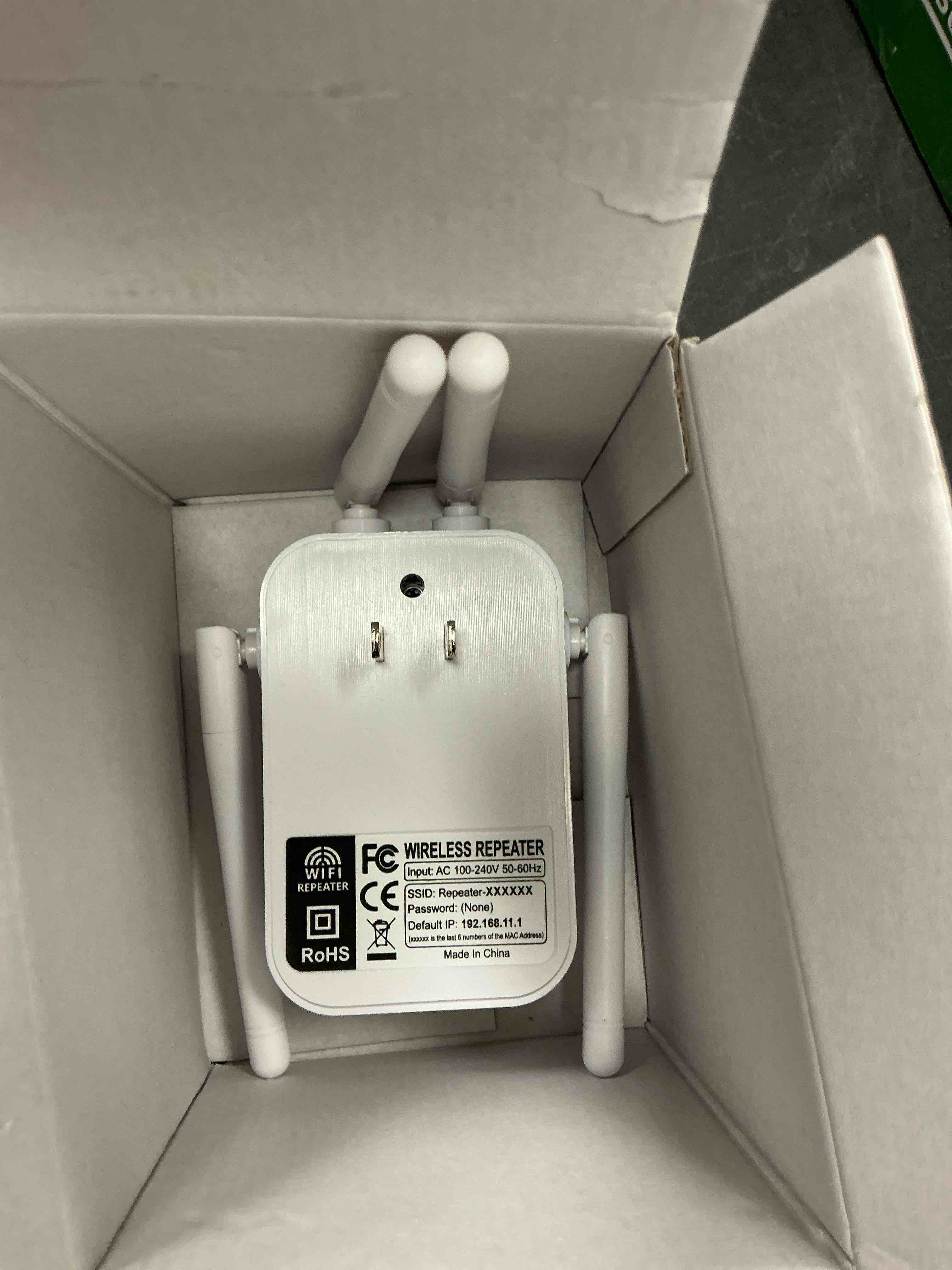 Condition photo showing Good Condition for 2025 WiFi Extenders Signal Booster for Home Long Range Up to 9800 sq. ft & 40 Devices, WiFi Extender Signal Booster, Internet Booster, Long Range WiFi Extender,Quick Setup-Medium Medium-White