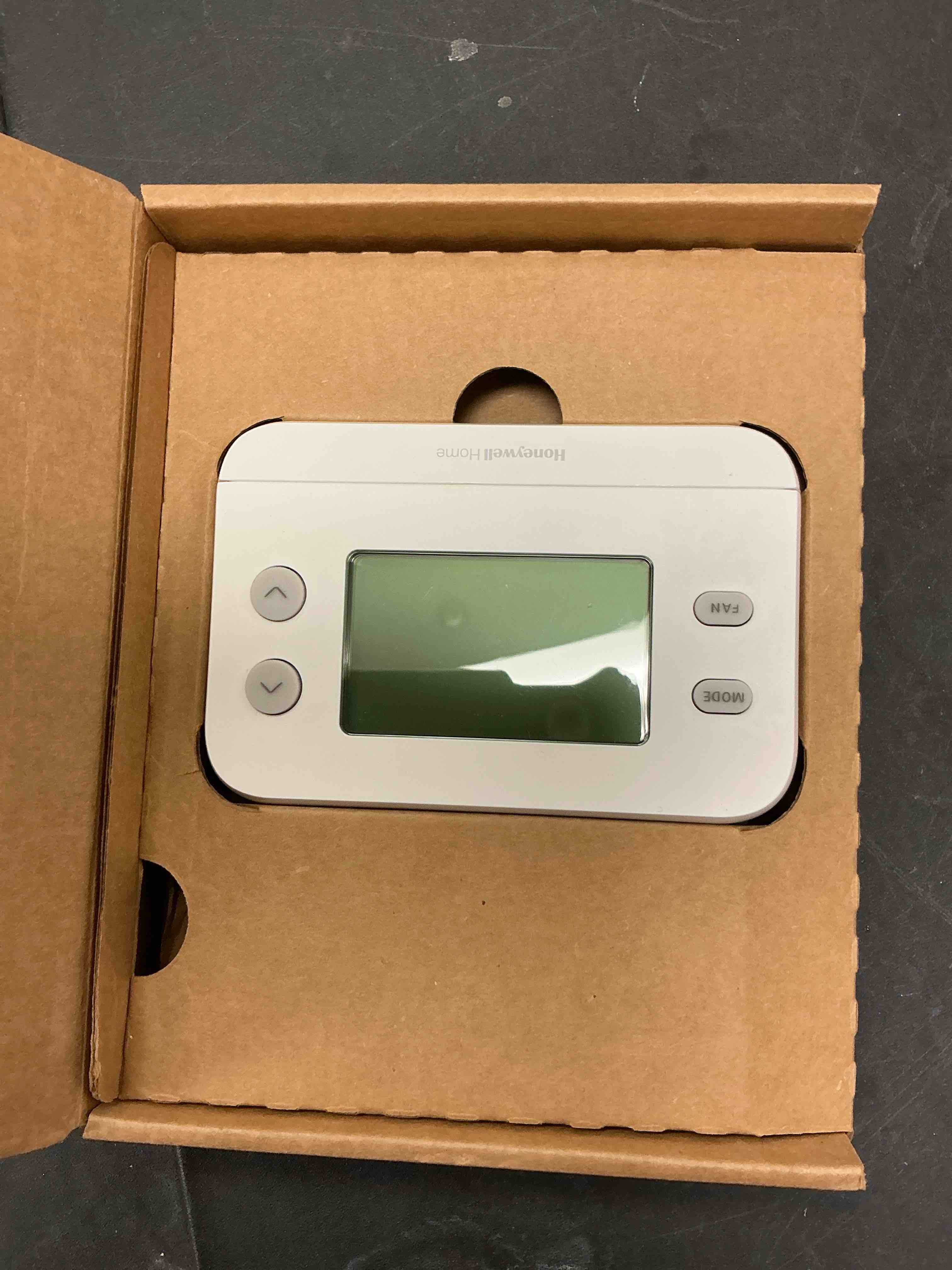 Condition photo showing New/Like New for New! Honeywell Home Non-Programmable Thermostat, Single-Stage, 1 Heat/1 Cool Compatibility, X1N, White