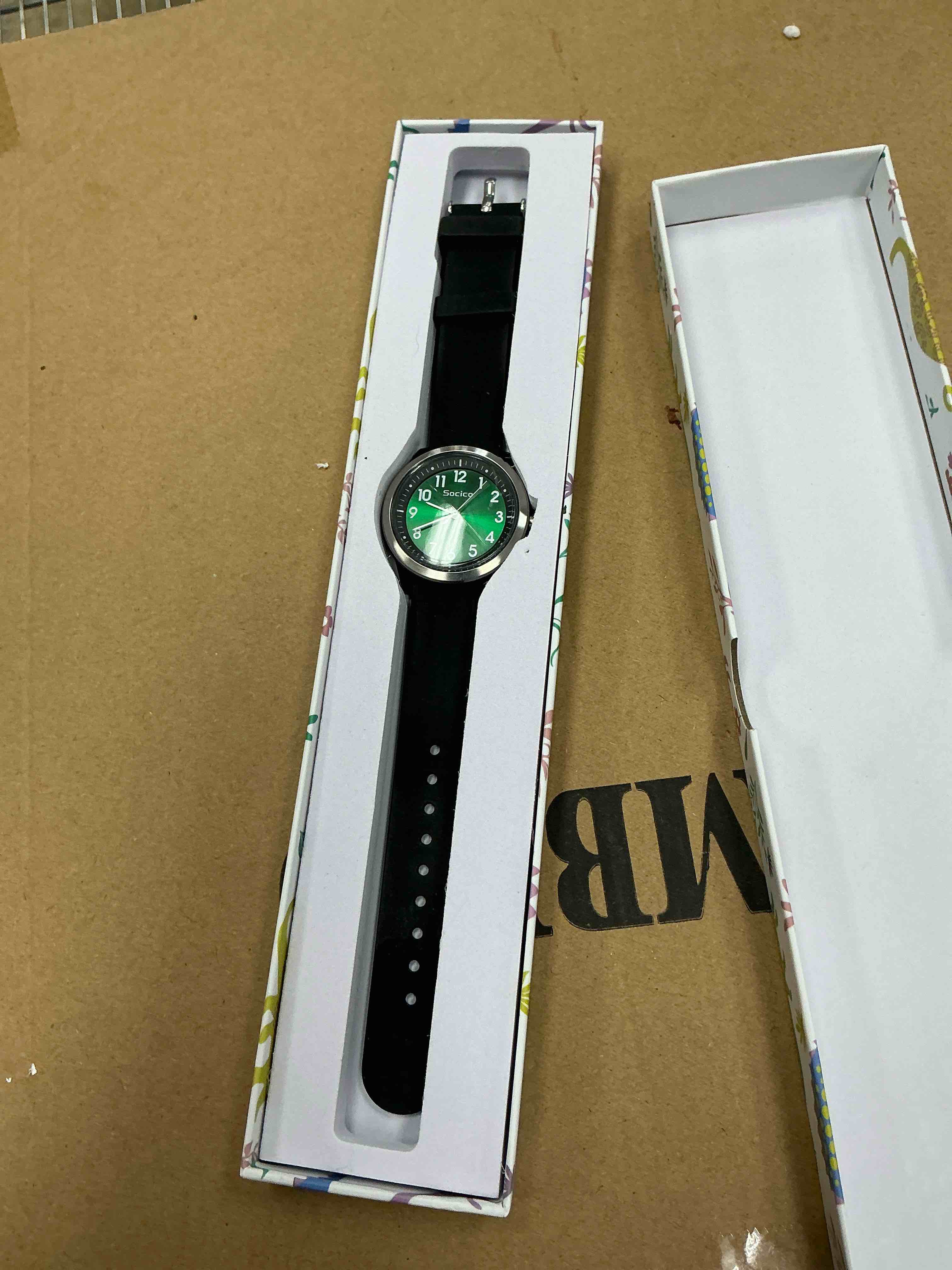 Condition photo showing Good Condition for PROKING Kids Analog Watch for Girls, 5-18 Years, with Soft TPU Strap, 5ATM Waterproof, Black-Green F