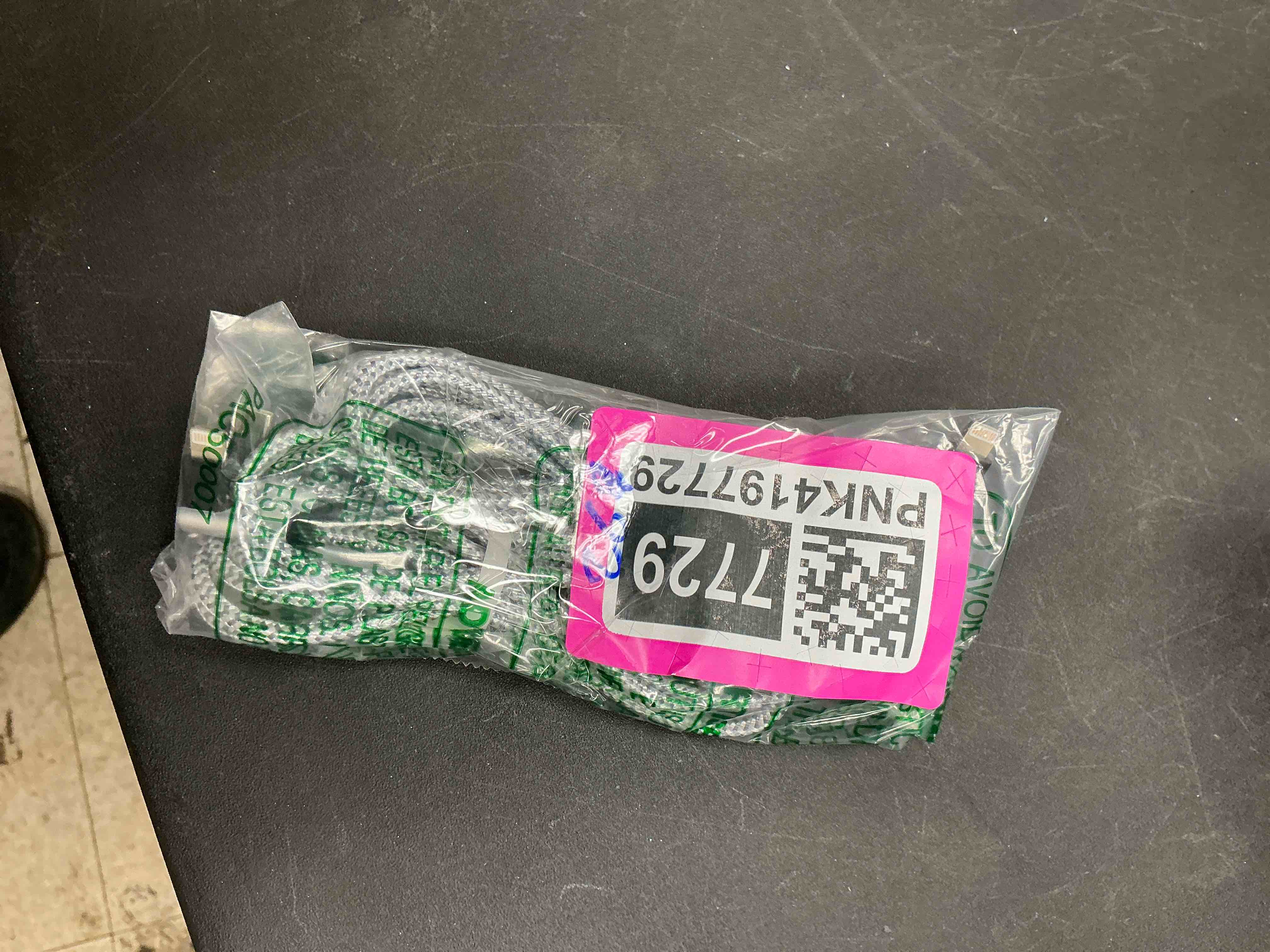 Condition photo showing Good Condition for 2Pack 6FT USB C to Lightning Cable Apple MFi Certified, Long iPhone Fast Charging Cord 90 Degree, Nylon Braided Type C Lightning Cable Compatible with iPhone 14/13/12/11 Pro Max Xr Xs iPad and More 6FT USB C to Lighting