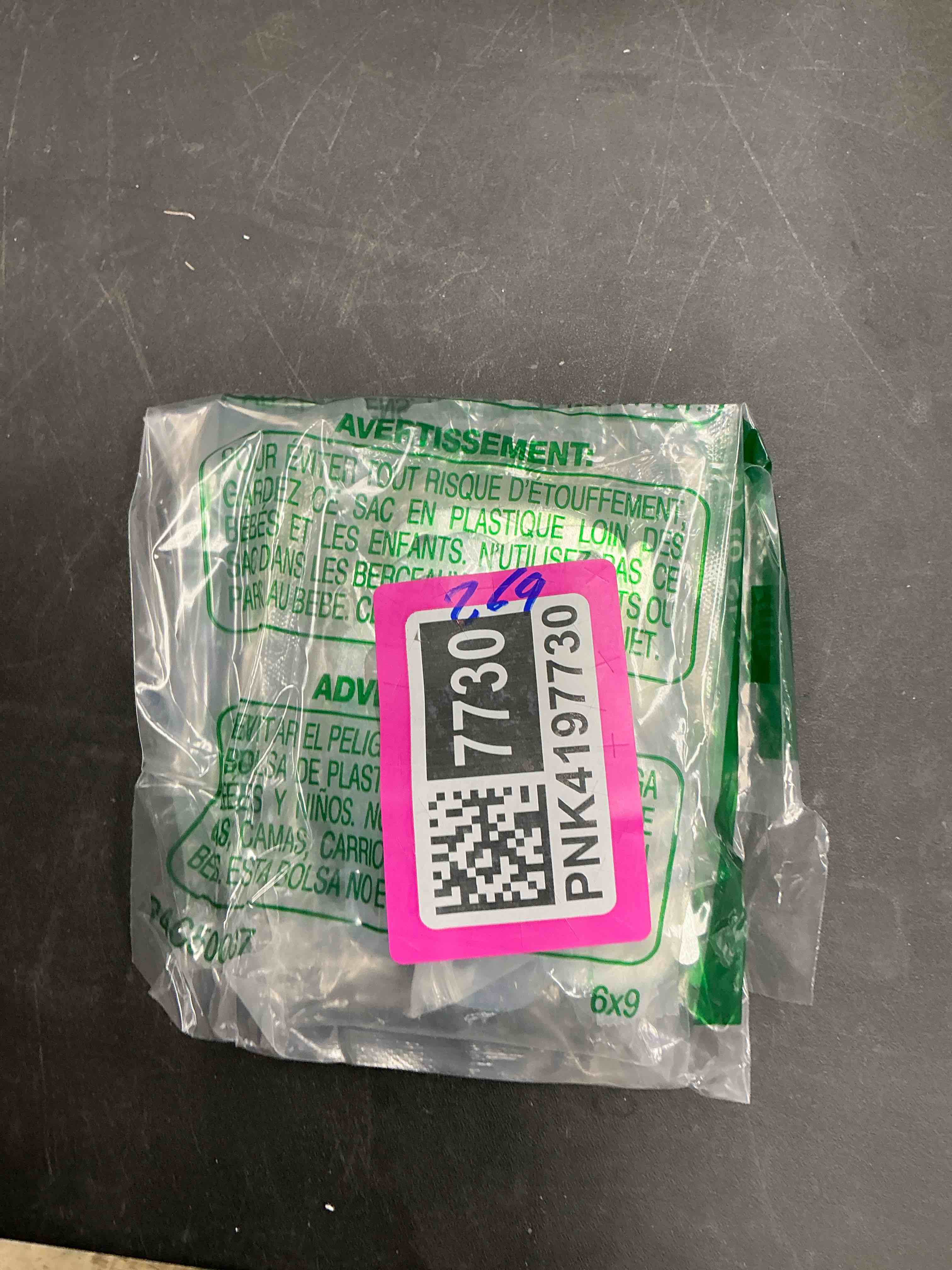 Condition photo showing New/Like New for Bitray Wood Bed Plates Wood Bed Rail Hook Plates for Bed Frame Bracket Headboard Footboard Replacement - 4pcs