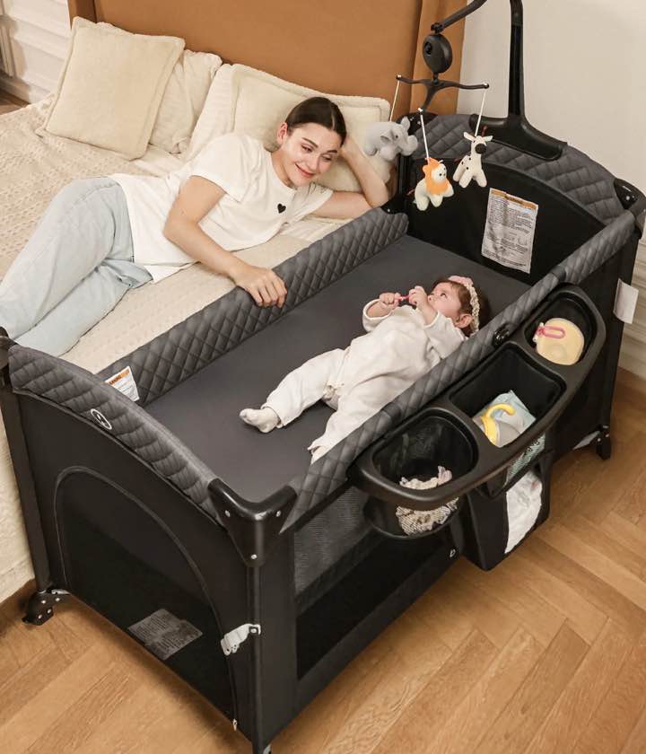 Babyeap 5 in 1 Baby Bassinet,Baby Sleeping Bed,Baby Changing Table,Baby Playpen,Standalone Baby Crib,Baby Bedside Bassinet for Newborn Baby,Black