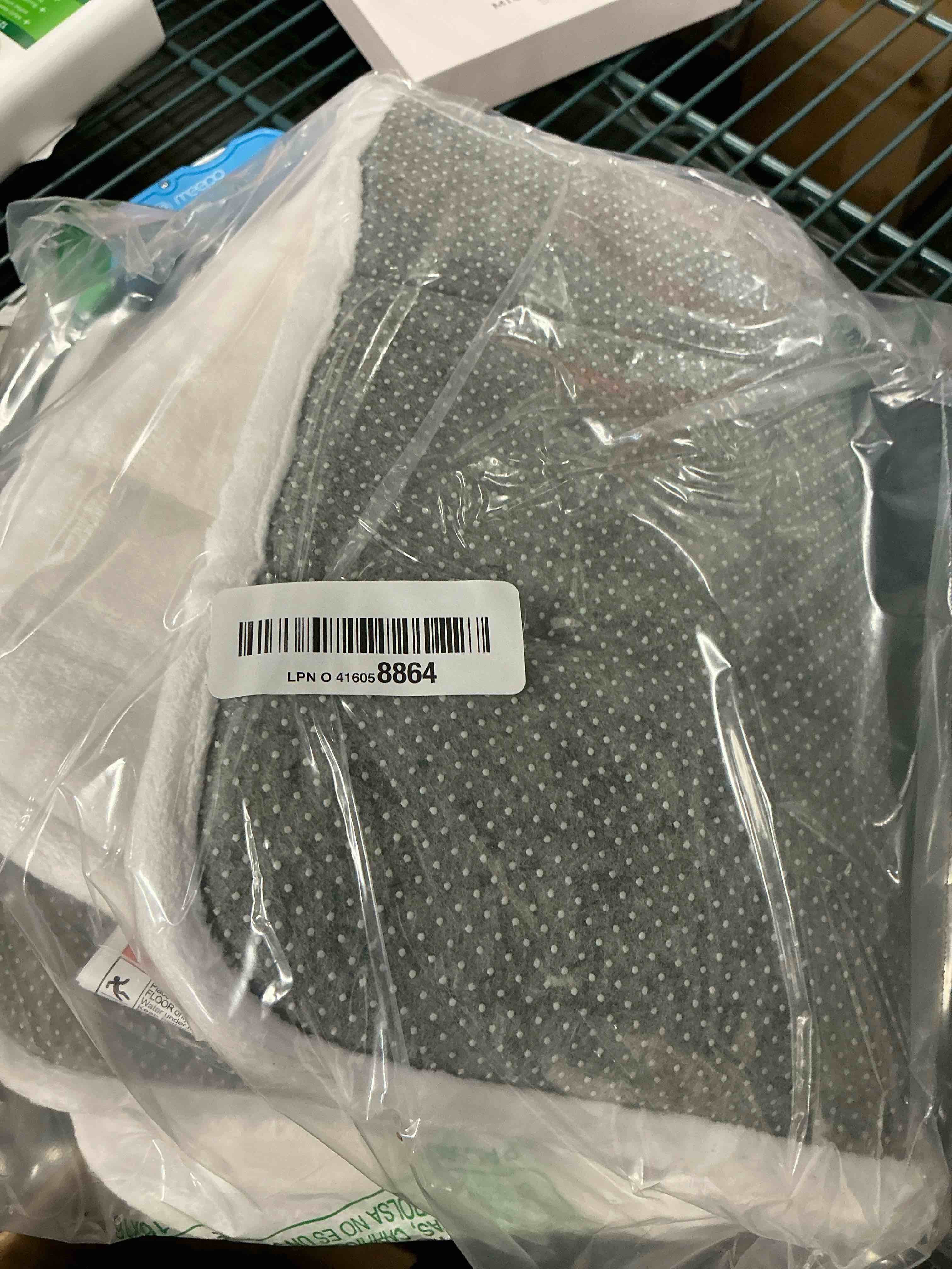 Condition photo showing Good Condition for Gorilla Grip Memory Foam Bathroom Rug, Soft Absorbent Comfort Velvet Bath Mat, Dots on Underside, Washable Bathmat, Thick Cushioned Shower Floor Carpet Rugs Room Accessories, 24x17 Mat, Graphite Gray