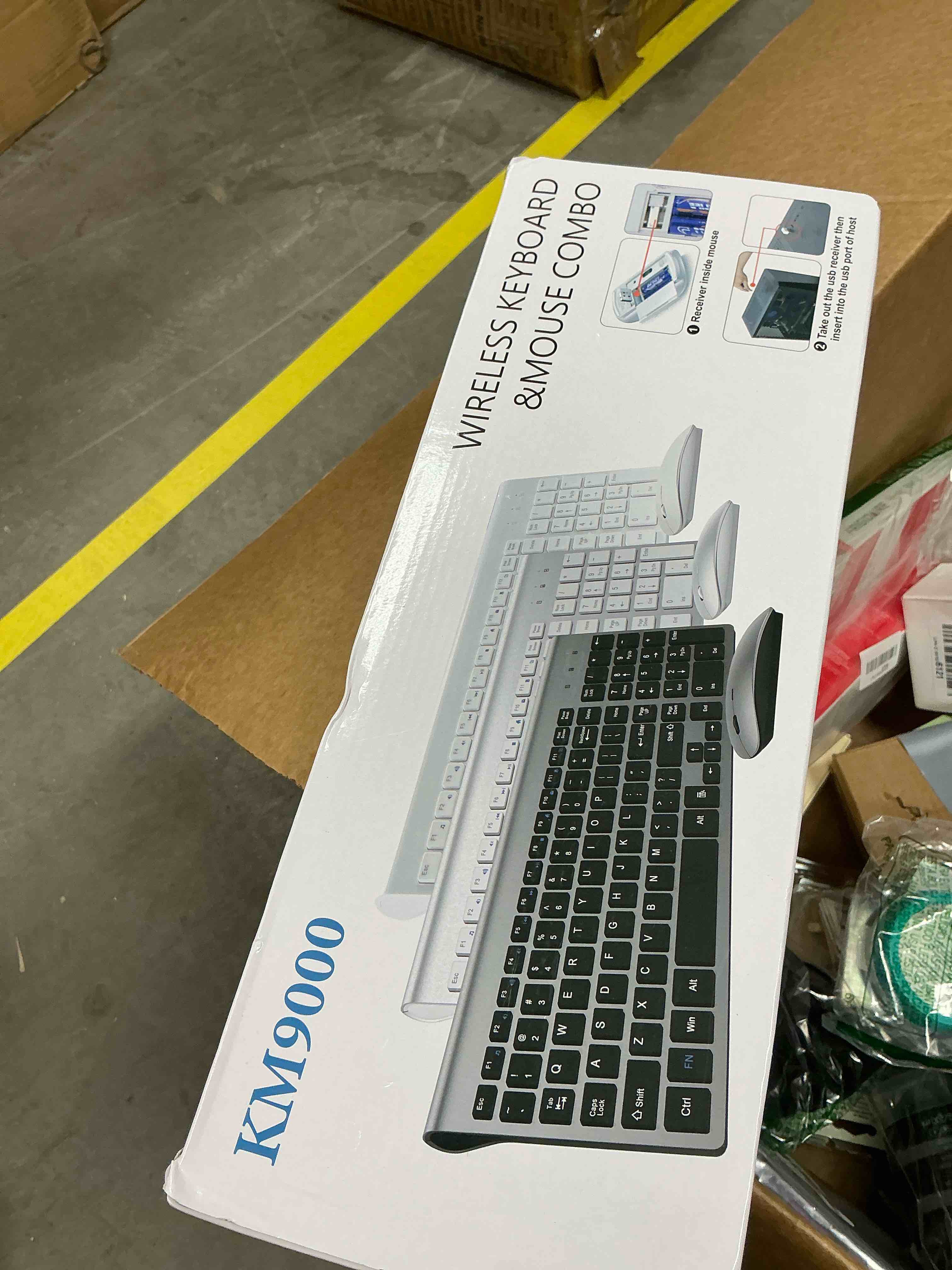 Condition photo showing New/Like New for Wireless Keyboard and Mouse Ultra Slim Combo, TopMate 2.4G Silent Compact USB 2400DPI Mouse and Scissor Switch Keyboard Set with Cover, Batteries Included, for PC/Laptop/Windows/Mac - Rose Gold Black