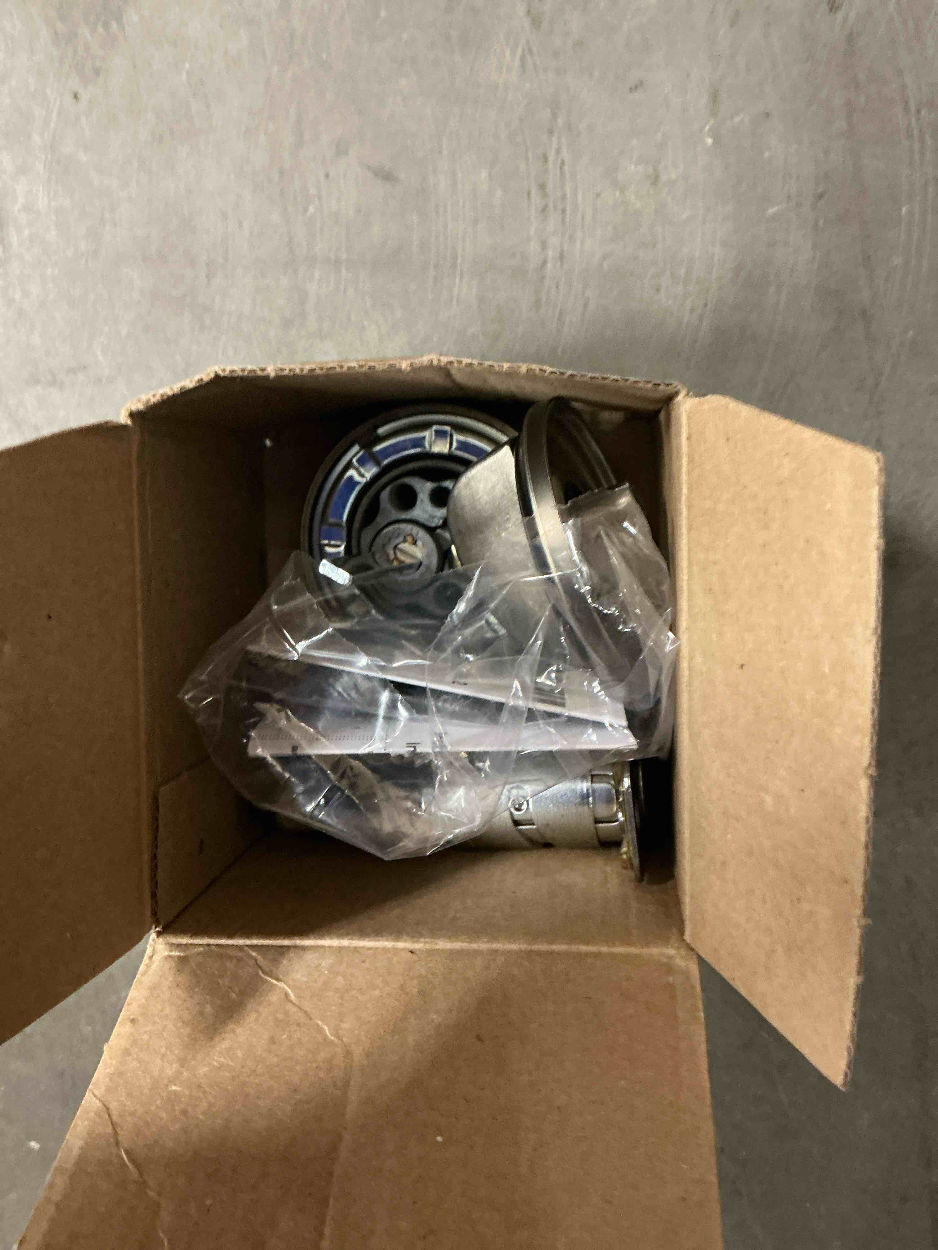 Condition photo showing Good Condition for Schlage B60N621 Deadbolt with Standard Trim Keyed 1 Side, Highest Residential Security, Single Cylinder, Distressed Nickel