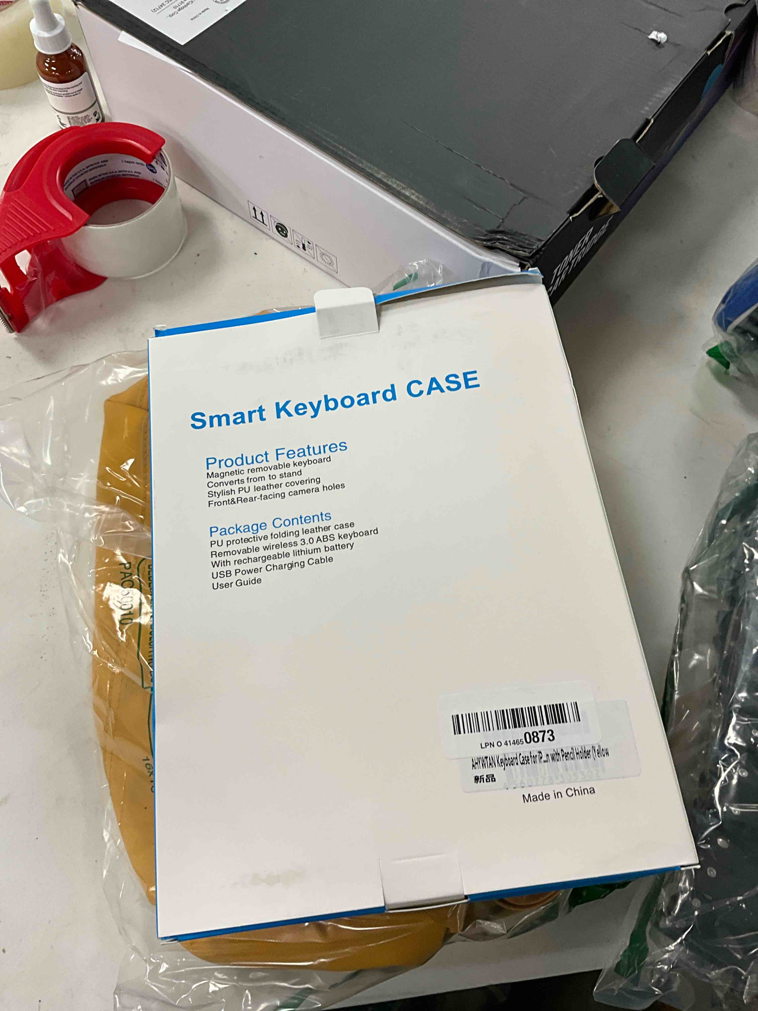 Condition photo showing New/Like New for Keyboard Case for iPad 9/8/7th Gen 10.2’’,Case with Keyboard ipad 10.2 inch,Keyboard for iPad 9th Gen,Bluetooth Keyboard for iPad 10.2,iPad Keyboard Case 9th Gen with Pencil Holder (Yellow)