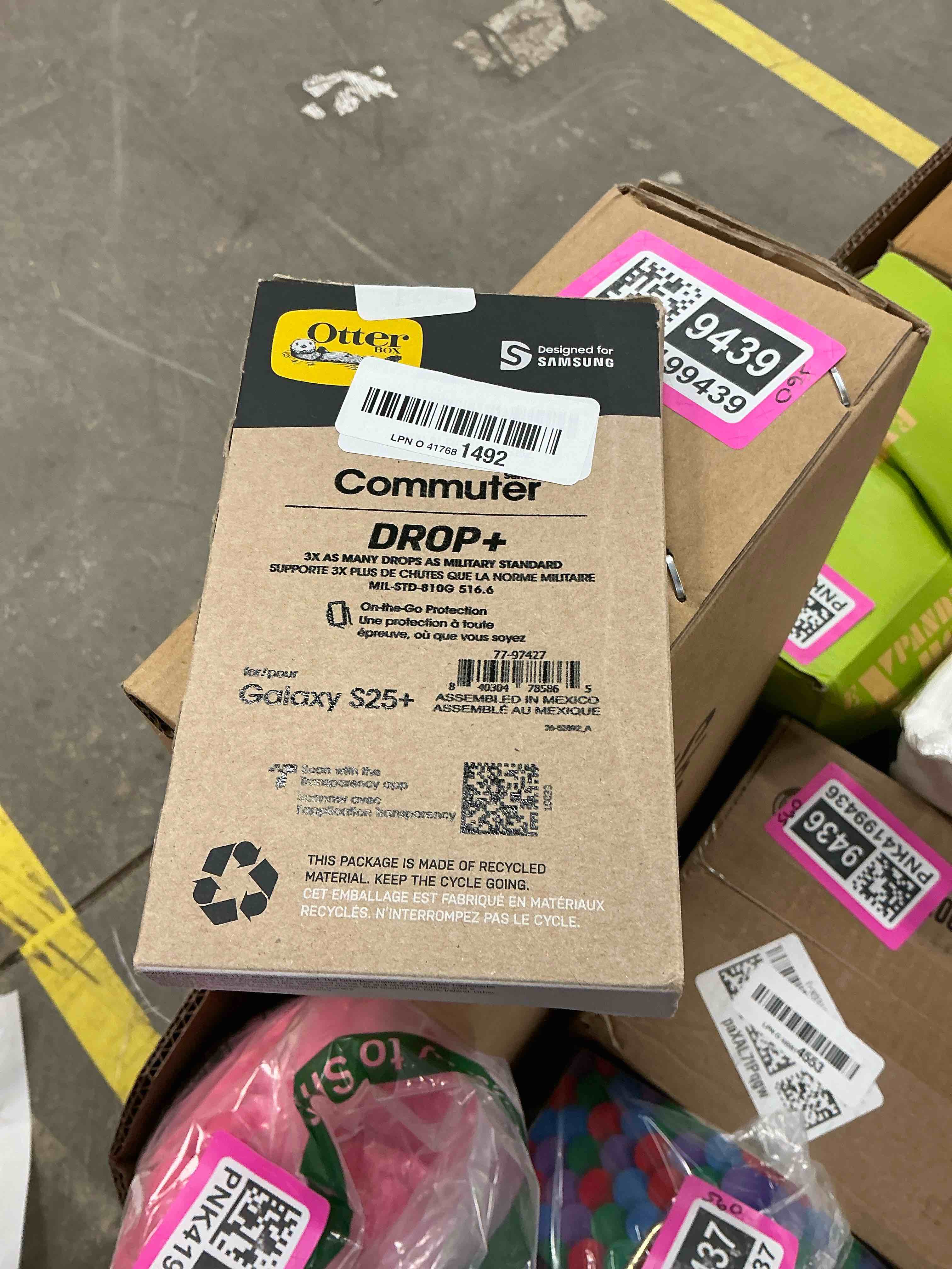 Condition photo showing Good Condition for OtterBox Samsung Galaxy S25+ Commuter Series Case - Black