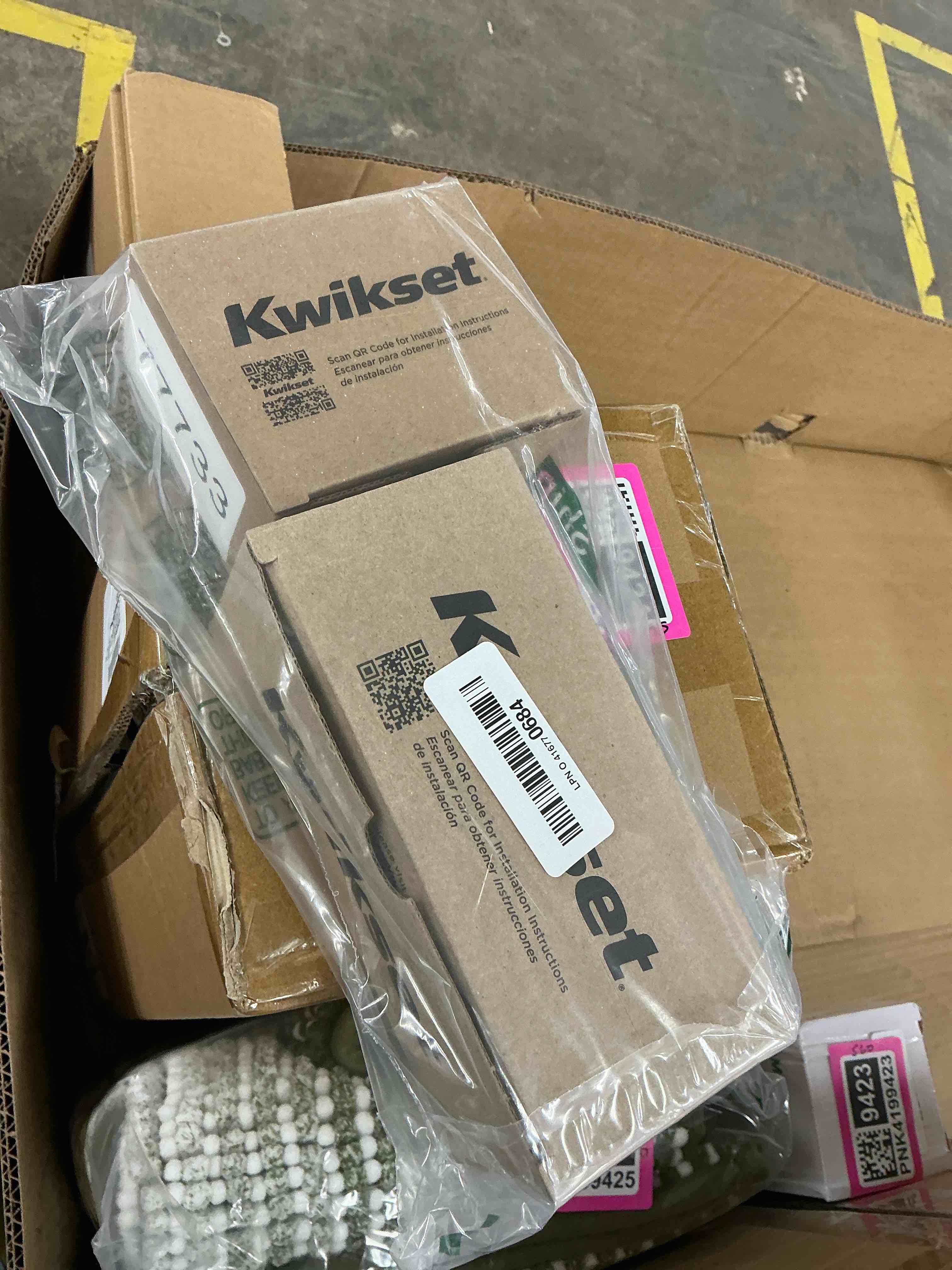 Condition photo showing Good Condition for Kwikset 96900-381 690T 15 SMT BBPKG Satin Nickel Tylo Entry Combo Set