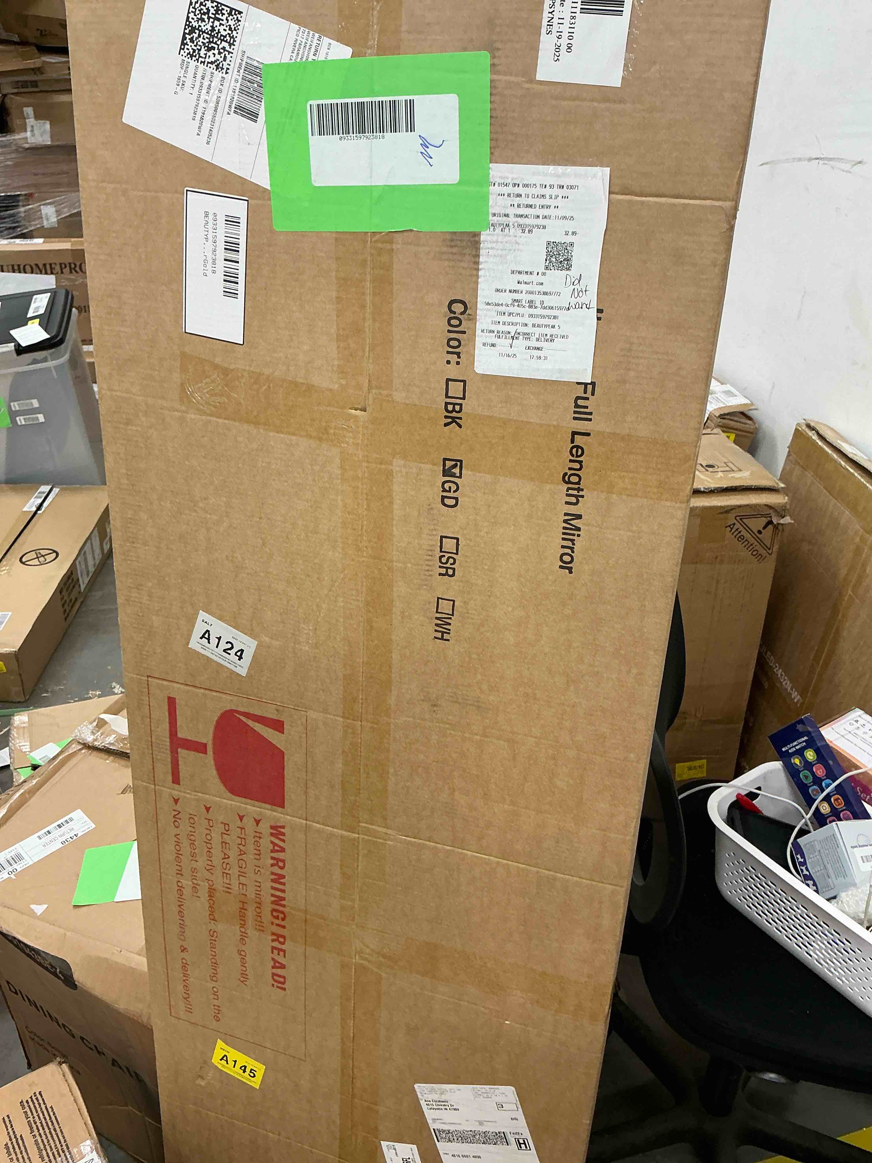 Condition photo showing New/Like New for BEAUTYPEAK 64"x 21" Full Length Mirror Arched Standing Floor Mirror Full Body Mirror, Gold