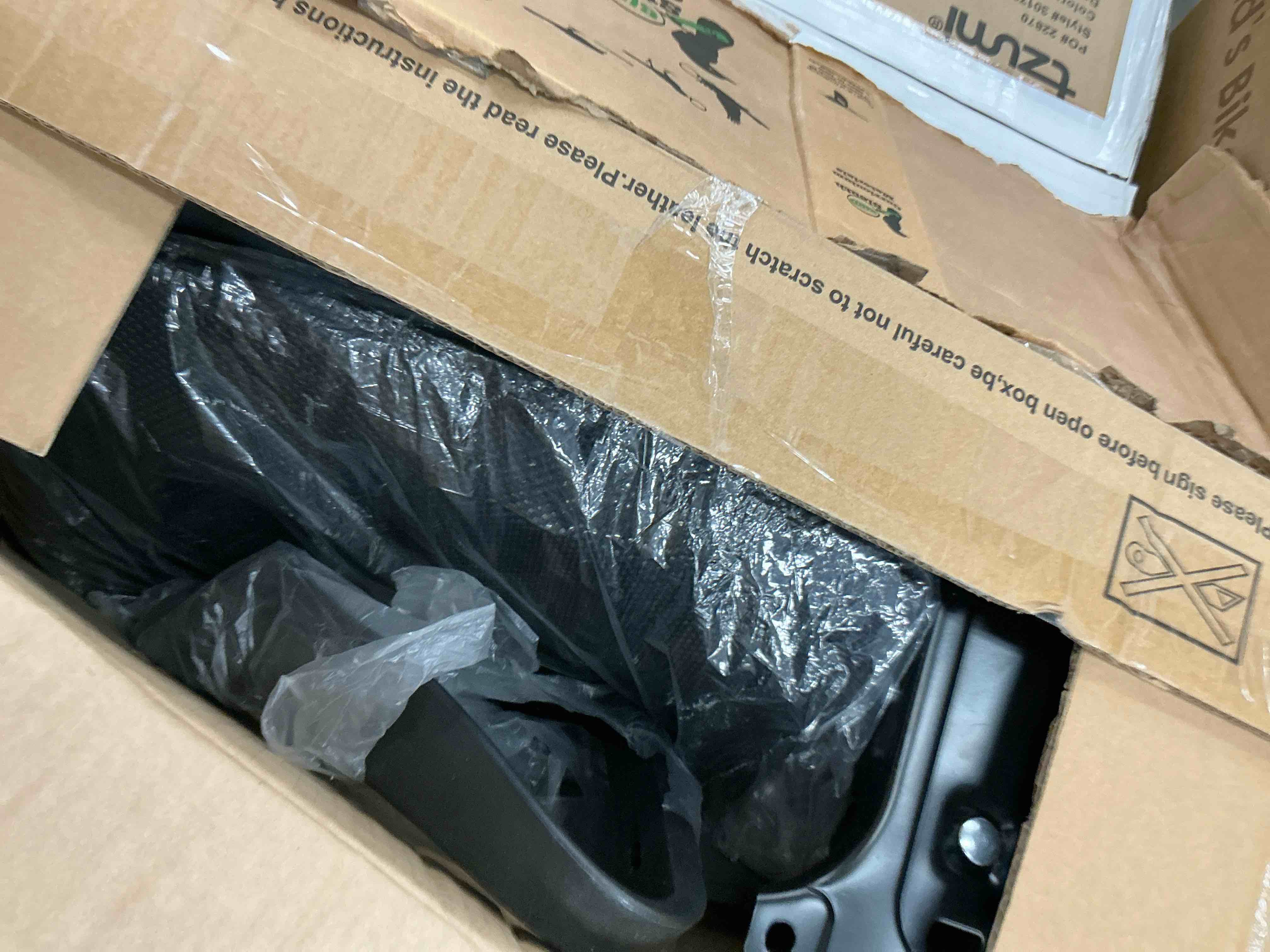 Condition photo showing Good Condition for JONPONY Ergonomic Office Chair, Lumbar Support, Adjustable Height with Armrests for Adults,Black