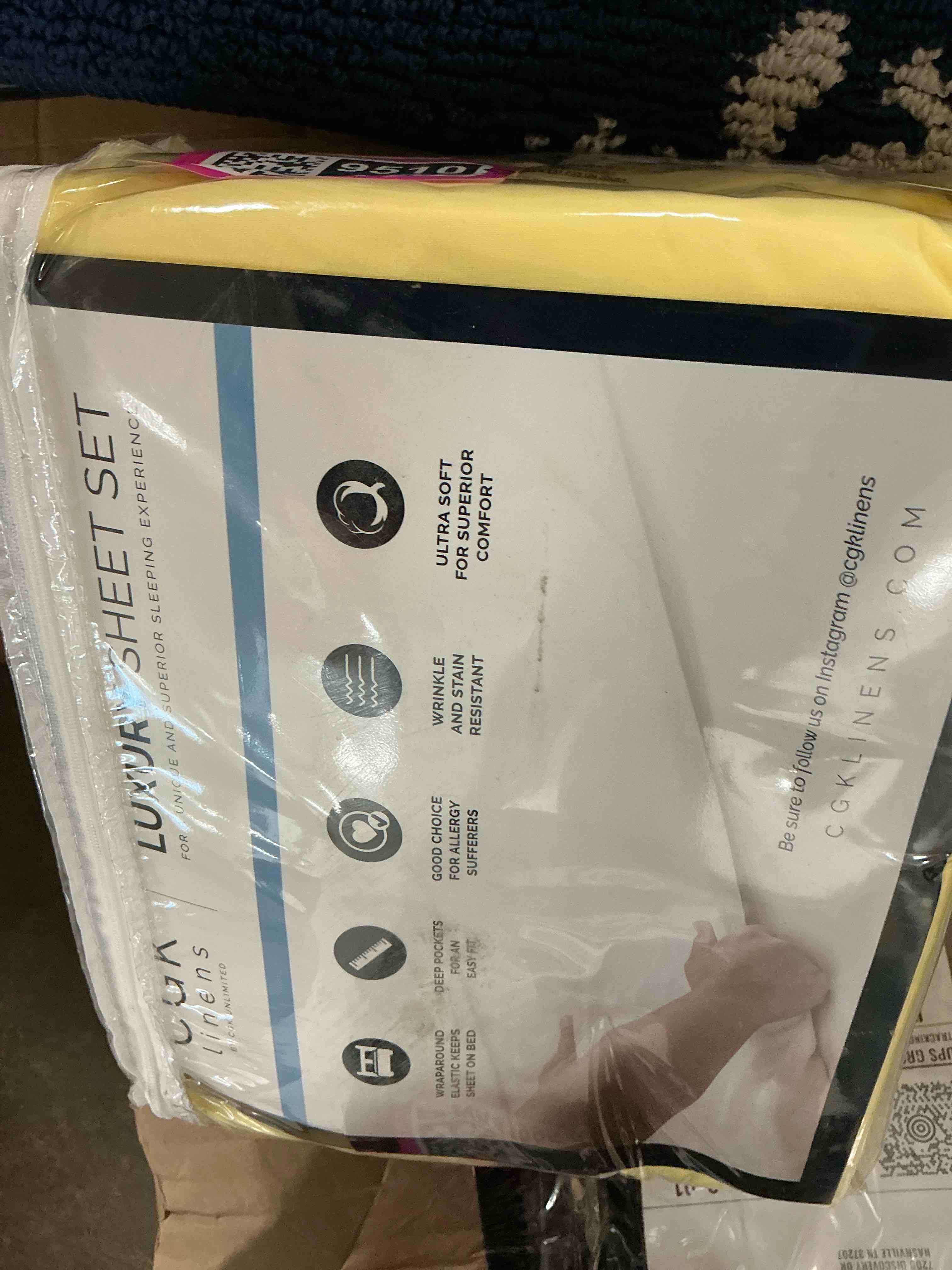 Condition photo showing New/Like New for Split King Size 5 Piece Sheet Set - Comfy Breathable & Cooling Sheets - Hotel Luxury Bed Sheets for Women & Men - Deep Pockets, Easy-Fit, Soft & Wrinkle Free Sheets - Yellow Oeko-Tex Bed Sheet Set