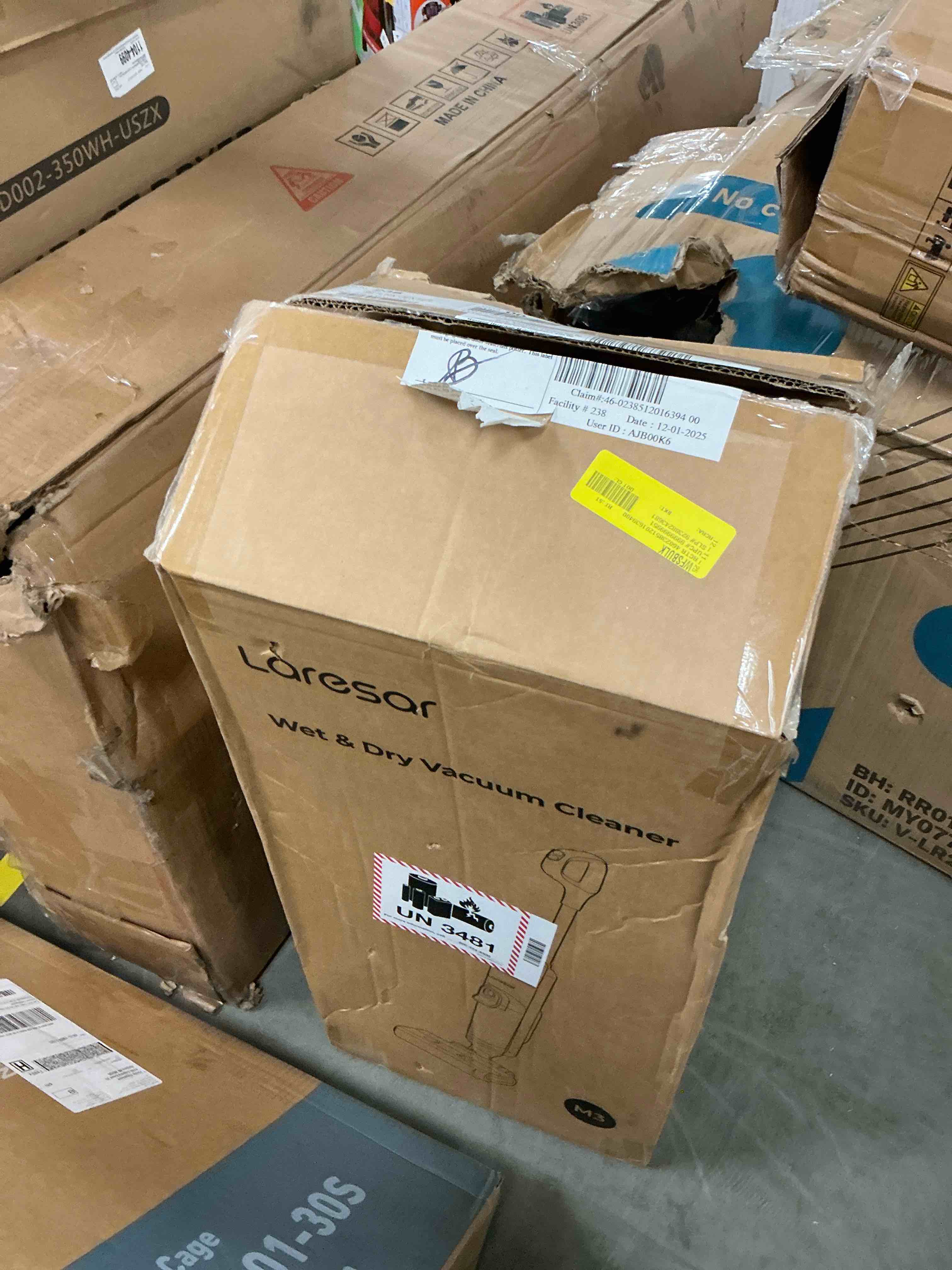 Condition photo showing Good Condition for Laresar M3 Cordless Wet Dry Vacuum Mop, 55Min Multi-Surface Cordless Floor Washer 3 in 1 Self-Cleaning Vacuum Mop Hard Floor Cleaners