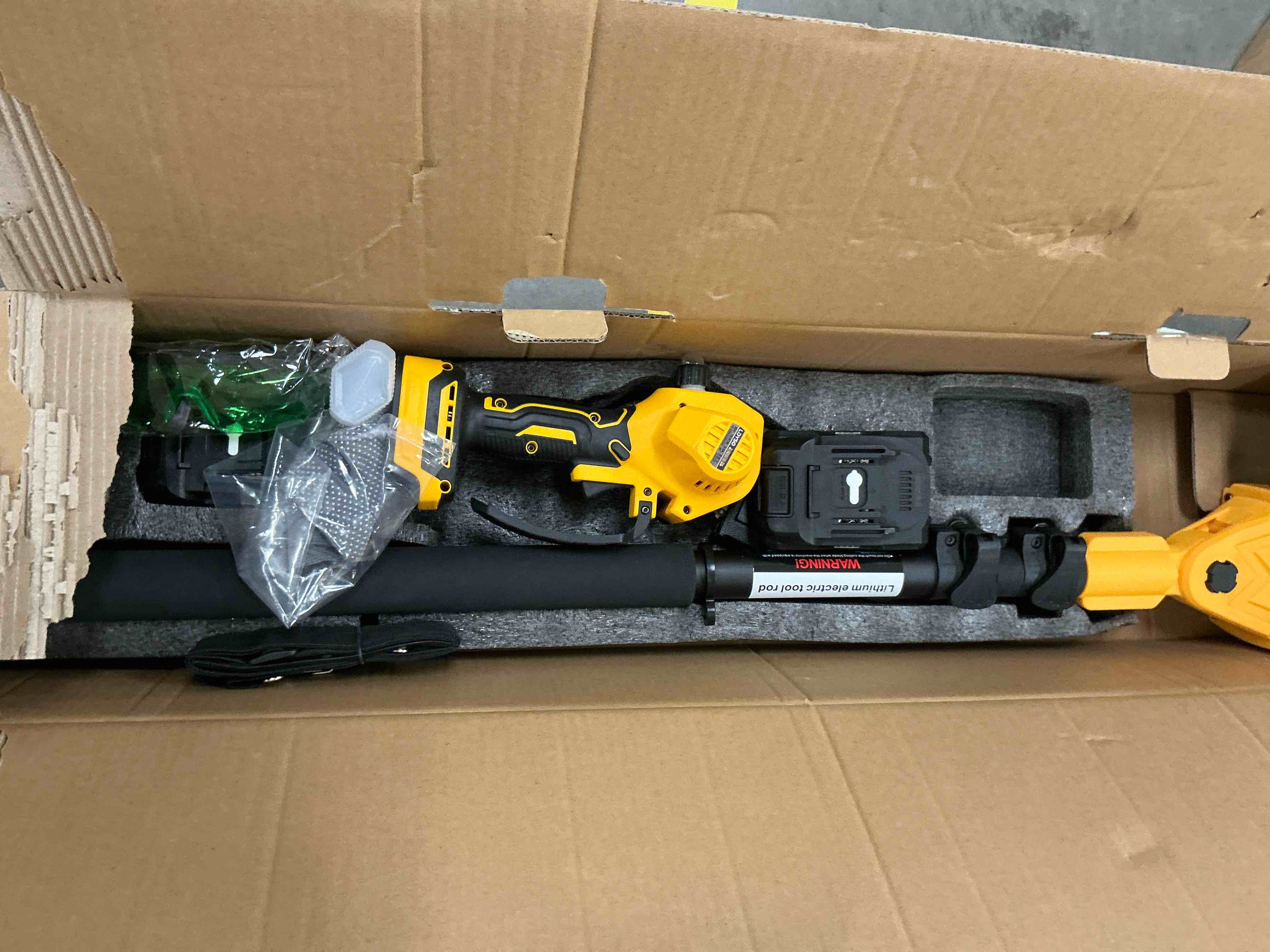 Condition photo showing Good Condition for 2-in-1 Brushless Cordless Pole Saw,6in + 4in Mini Chainsaw & Pole Saw with 2pcs 2.0A Batteries, 15.5ft Max Reach Brach Tree Saw Telescoping Extension Rod for Wood Tree Trimming Wood Cutting,Yellow