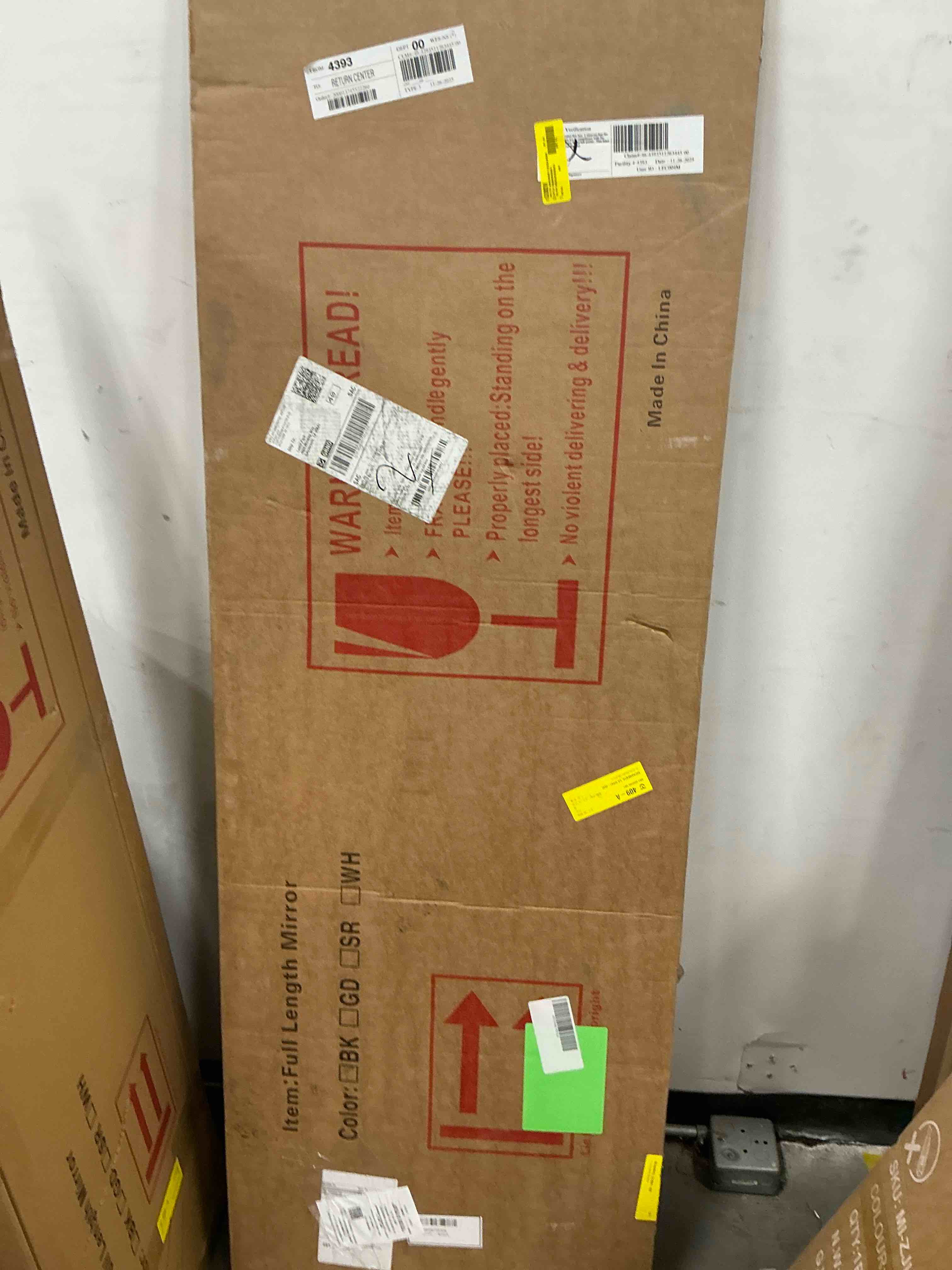 Condition photo showing New/Like New for BEAUTYPEAK 64"x21" Full Length Mirror Rectangle Body Dressing Floor Standing Mirrors, Black