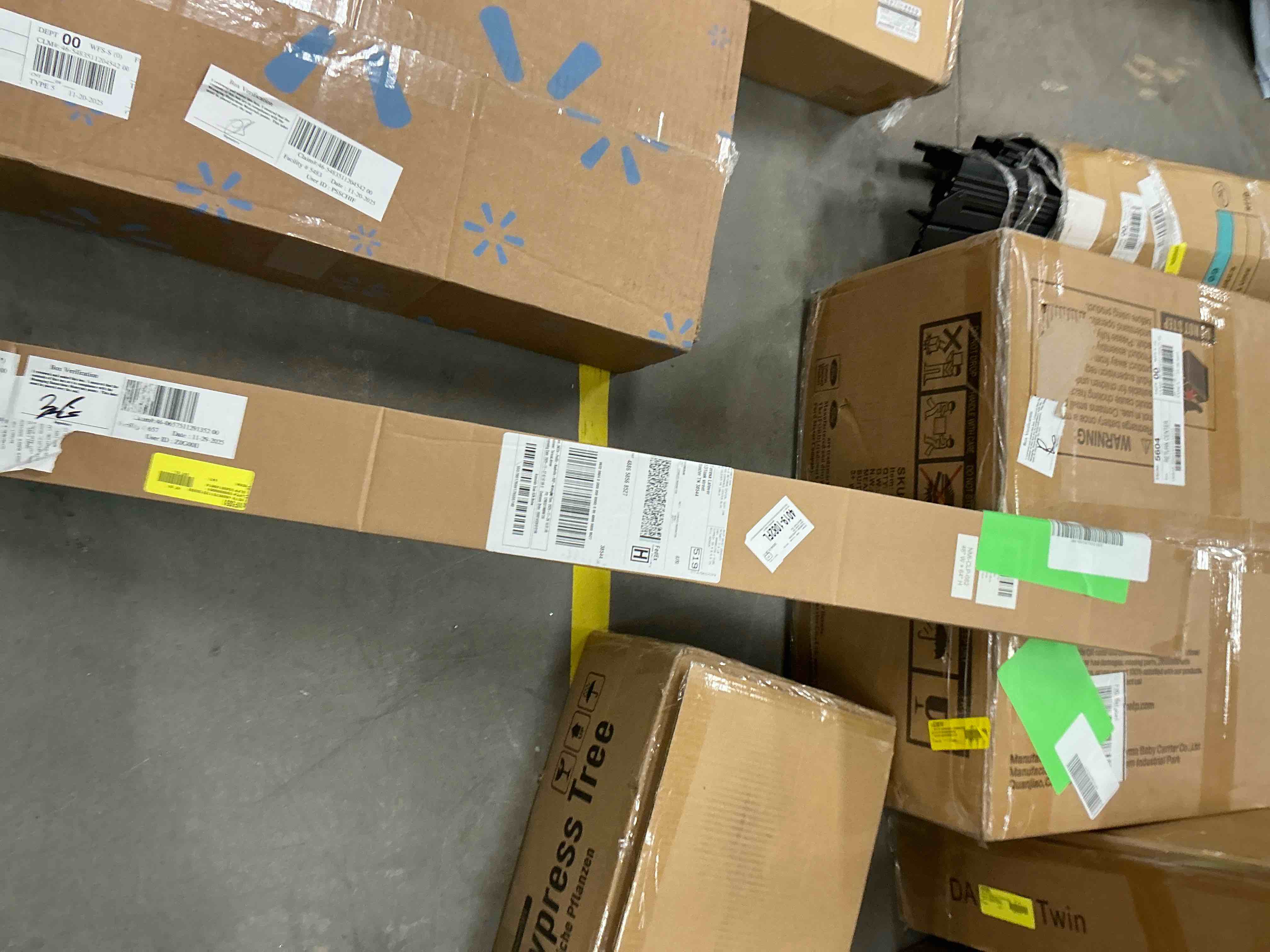 Condition photo showing New/Like New for LazBlinds Cordless No Tools-No Drill 1  Vinyl Horizontal Mini Blinds  Light Filtering Blinds for Windows  Blinds & Shades for Window  46  W x 64  H  White