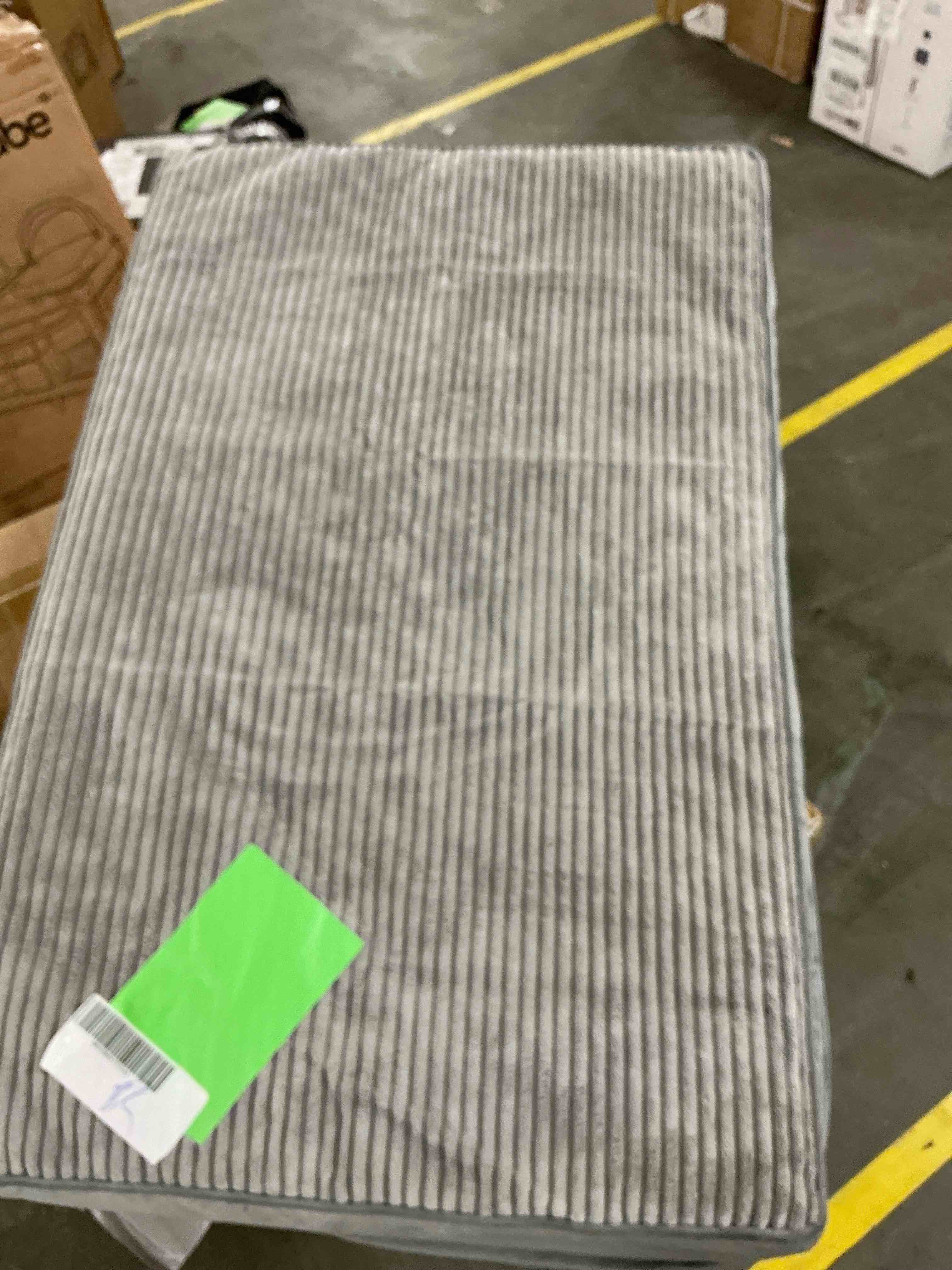 Condition photo showing Good Condition for Ophanie 35in Gray Orthopedic Dog Bed For Large Dogs with Egg Crate Foam Support and Non-Slip Bottom  Waterproof and Machine Washable Removable Pet Bed Cover L size(35 x22 x3.5 )