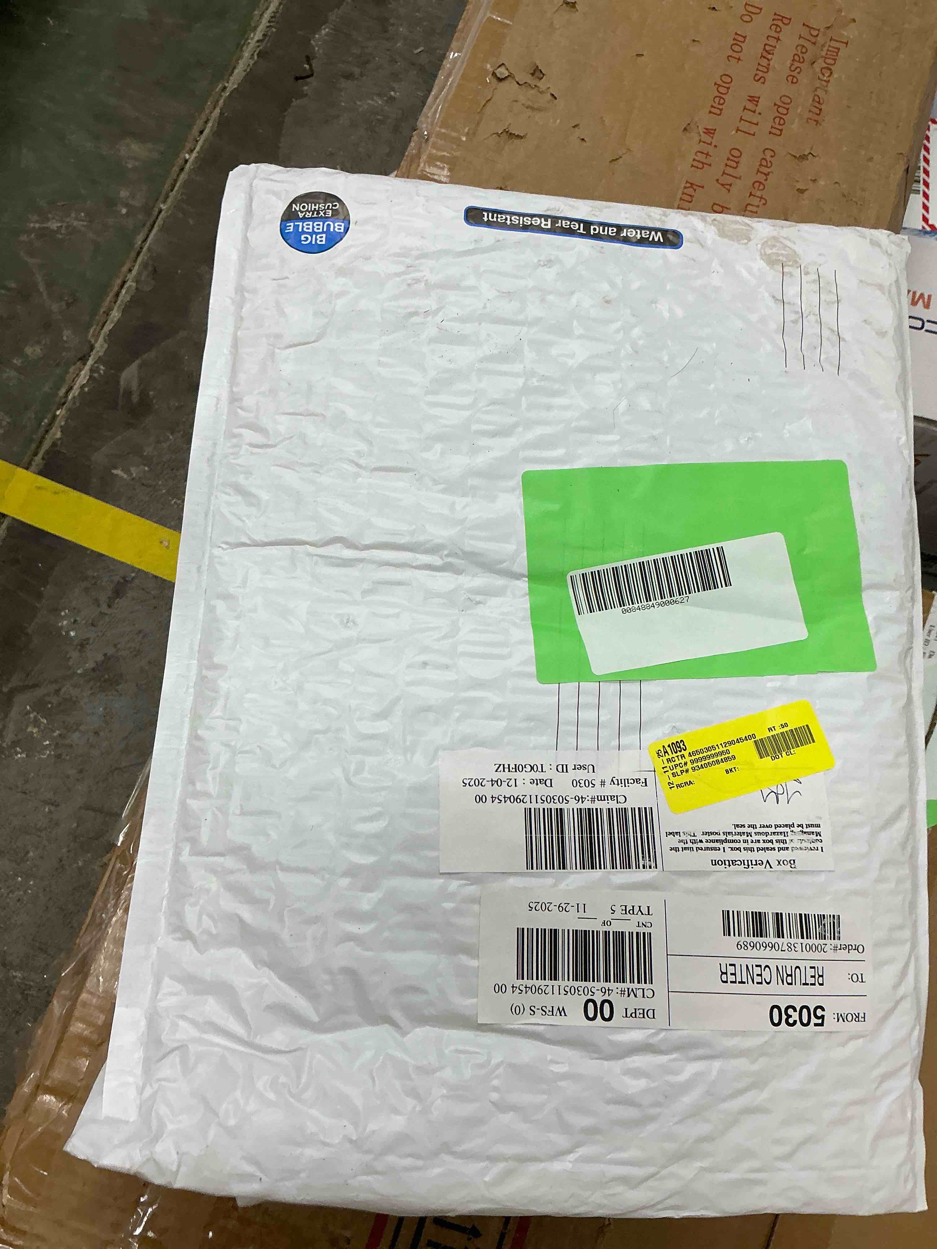 Condition photo showing New/Like New for U.S. Kitchen Supply 13  Stainless Steel Fine Mesh Splatter Screen with Comfort Handle and Resting Feet