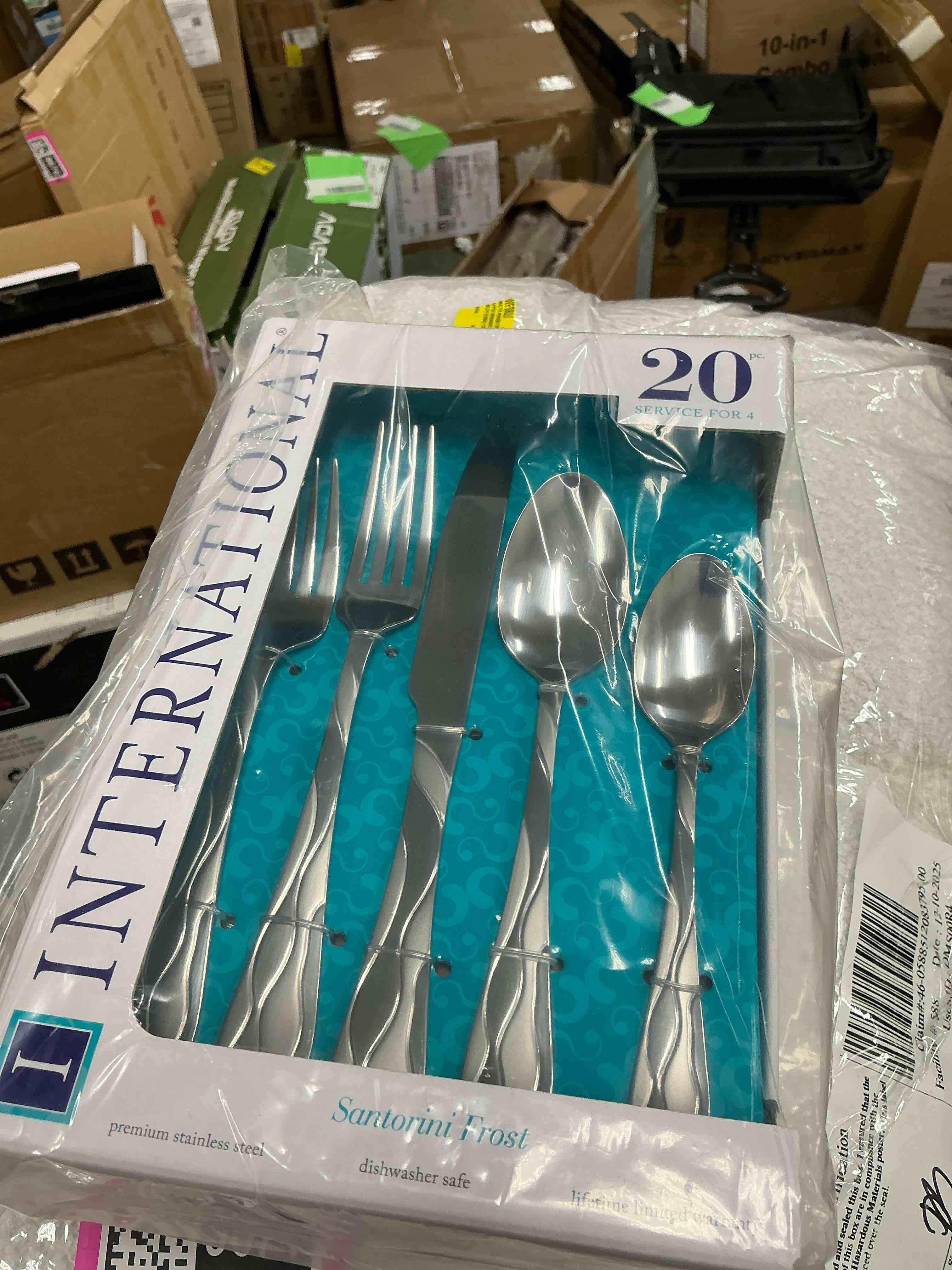 Condition photo showing New/Like New for INT SILVER 18.0 20.4 SANTORINI FROST