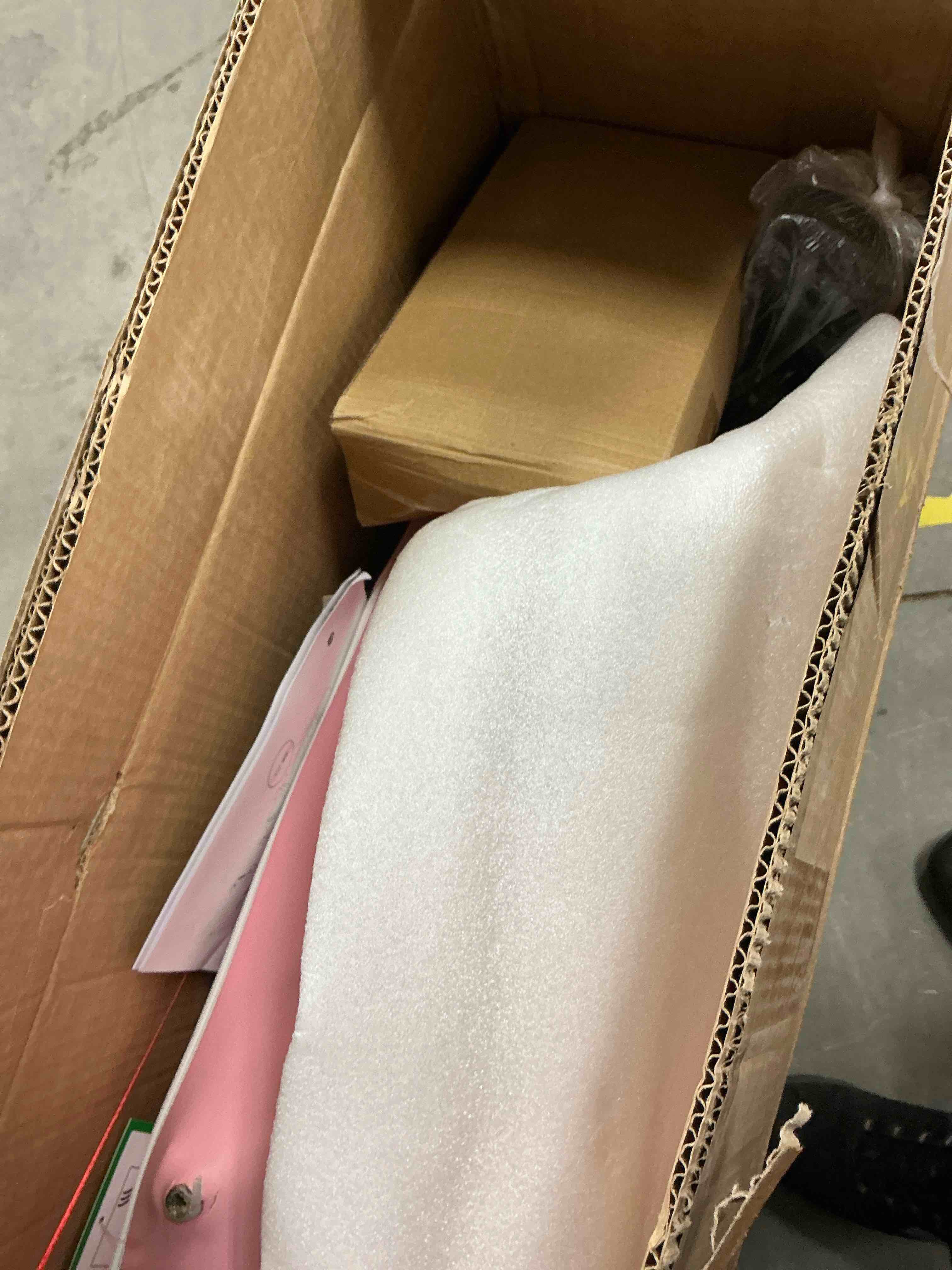 Condition photo showing Good Condition for Bigzzia Gaming Chair Office Chair (Pink)