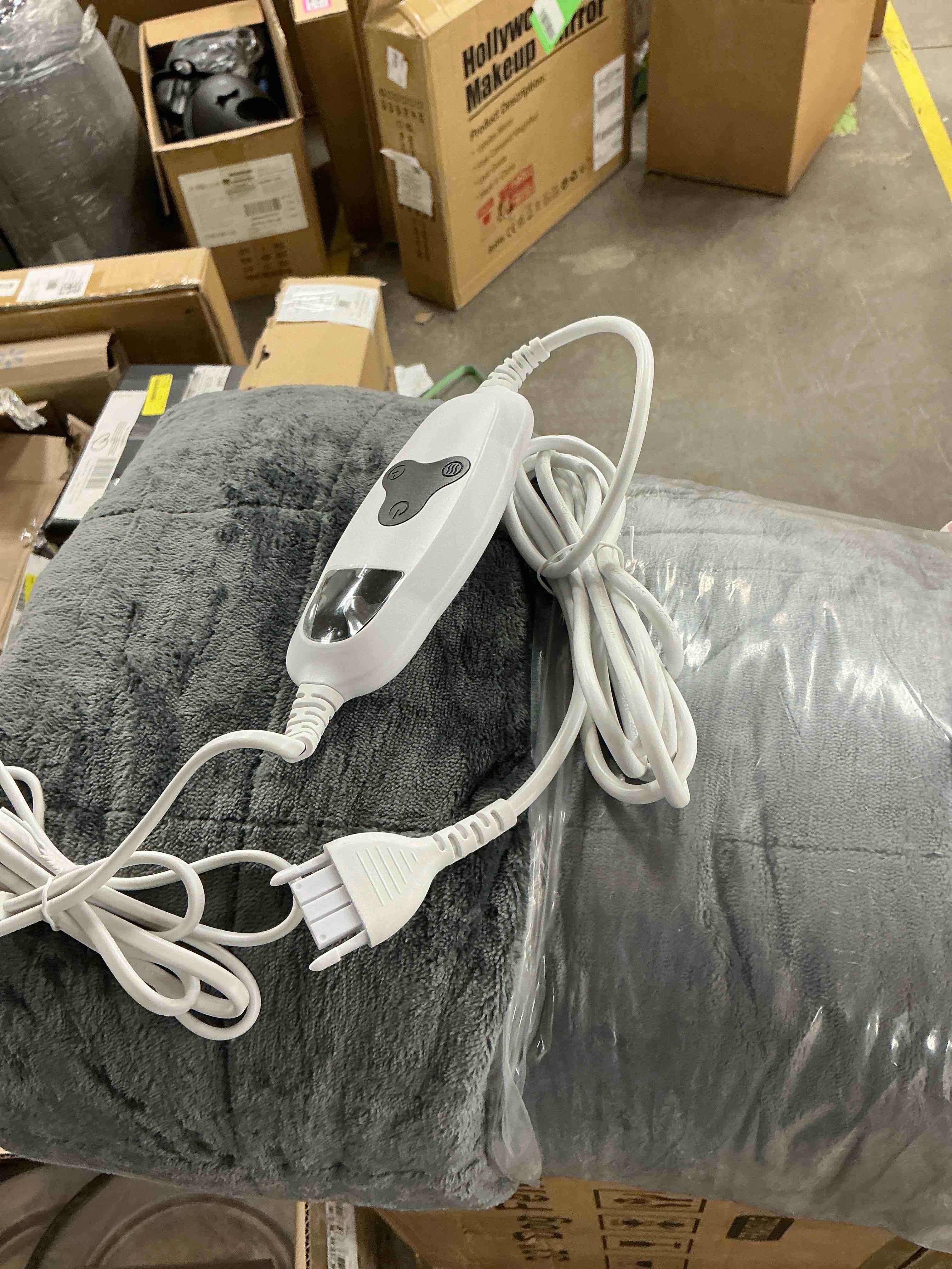 Condition photo showing New/Like New for Heated Weighted Blanket for Adults - Sherpa Fleece Electric Throw Blanket (50”x60”, 13lbs, Grey) - Thick Soft Warming Plush Heating Blanket with 10 Heating Levels & 1-8 Hours Auto Off
