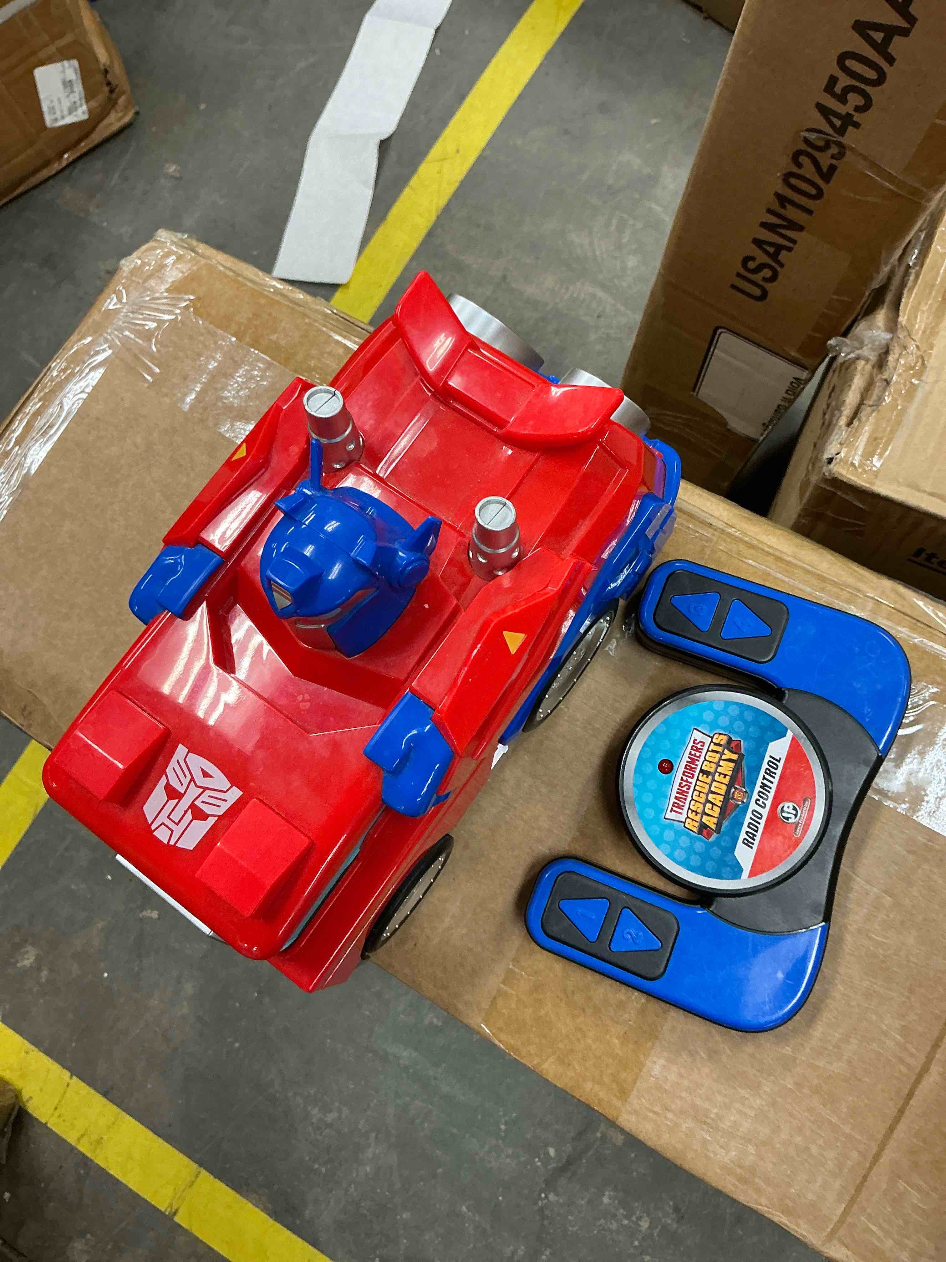 Condition photo showing Good Condition for Jam'n Products Transformers Rescue Bots Academy: Optimus Prime 9" RC Vehicle, Multi