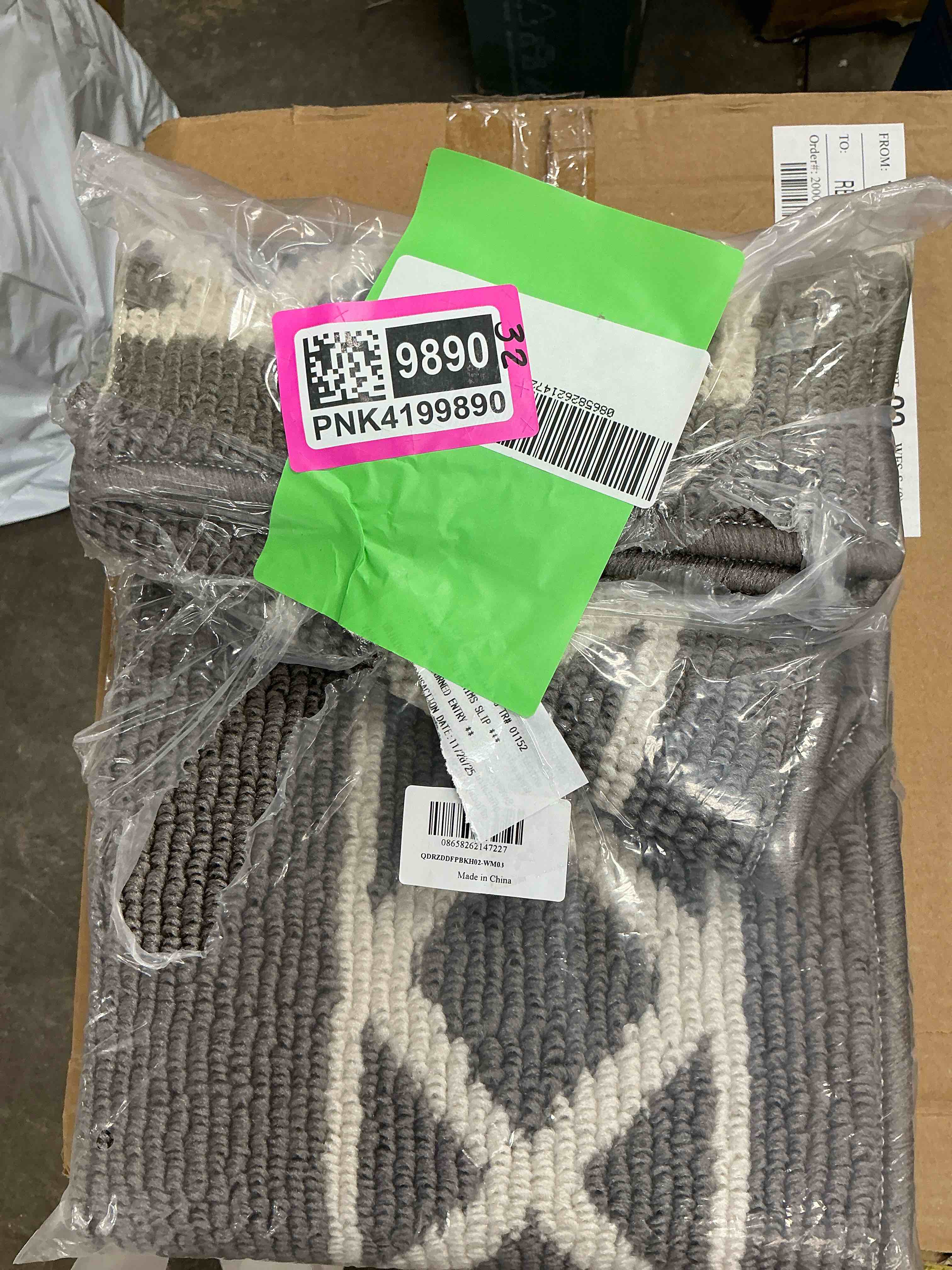 Condition photo showing Good Condition for Yamaziot 1.7'x5' Hallway Runner Rug Washable Kitchen Floor Runners for Hallway Non Skid Entryway Runner Mat Low Profile Inside Doormat Door Rugs for Hallway Laundry Room Gray