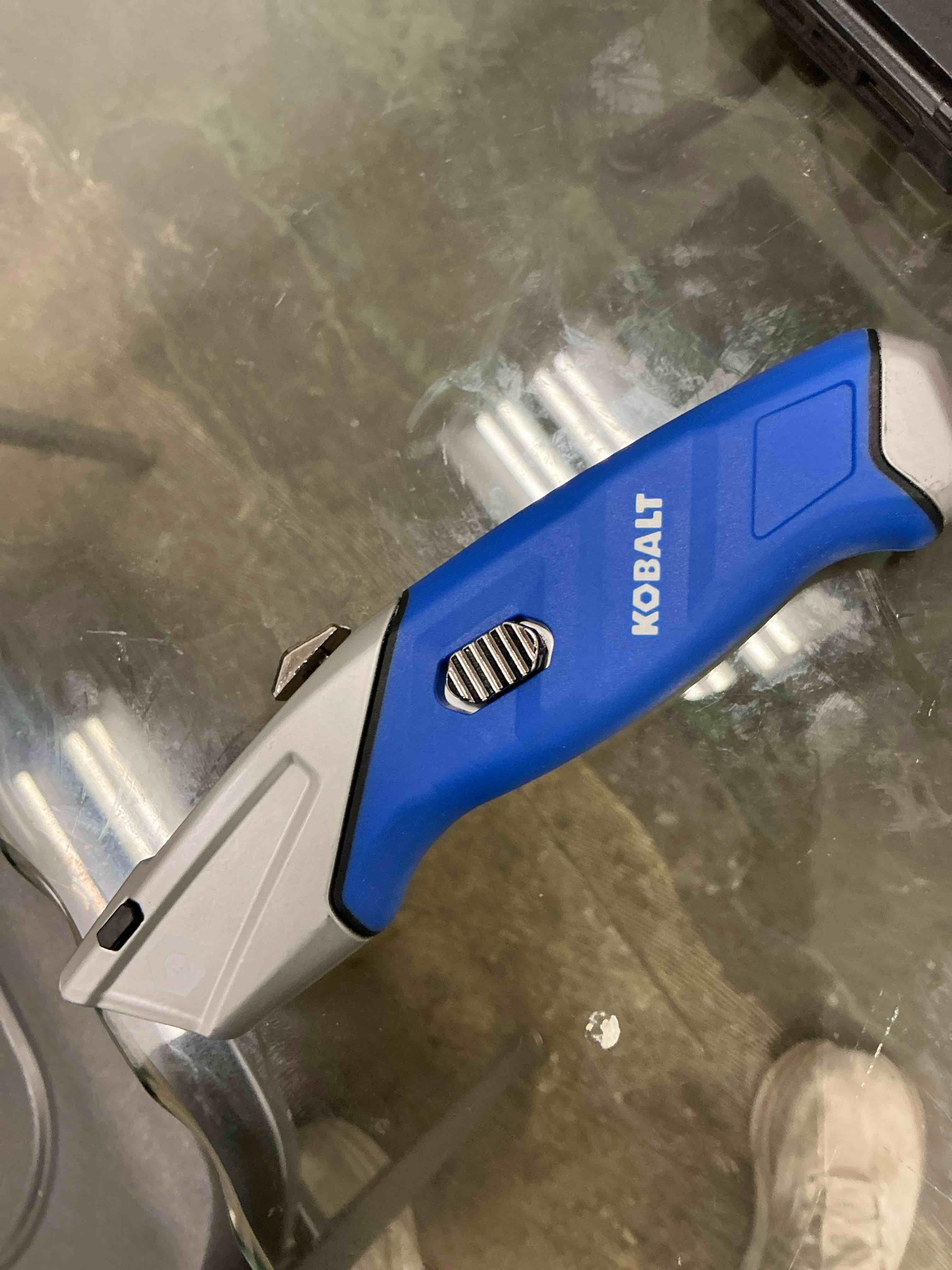 Condition photo showing Good Condition for kobalt blue auto loading 3/4-in 5 -blade retractable utility knife with on tool blade storage