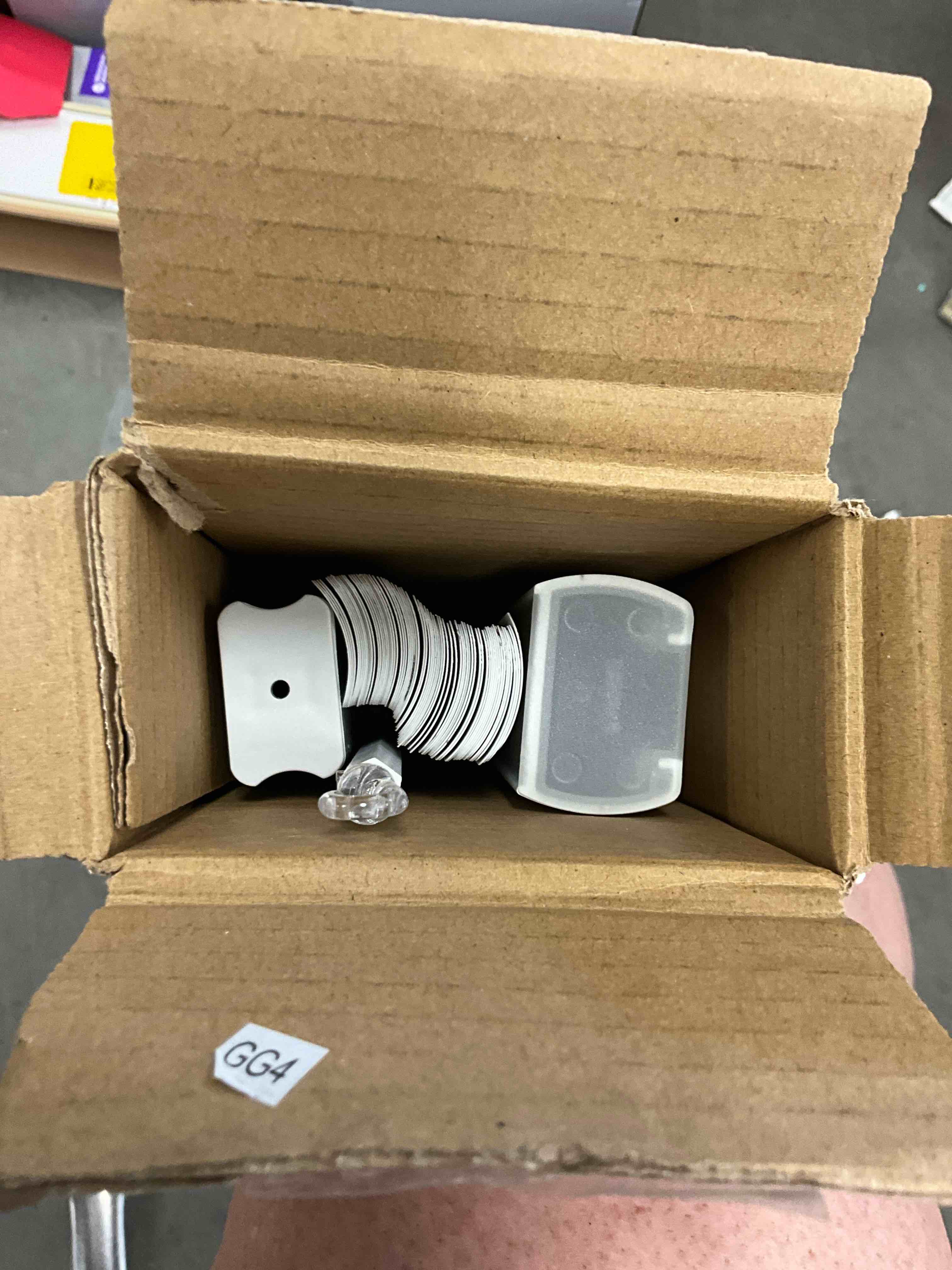 Condition photo showing Good Condition for project source room darkening 1-in slat width 23-in x 64-in cordless white vinyl room darkening mini-blinds