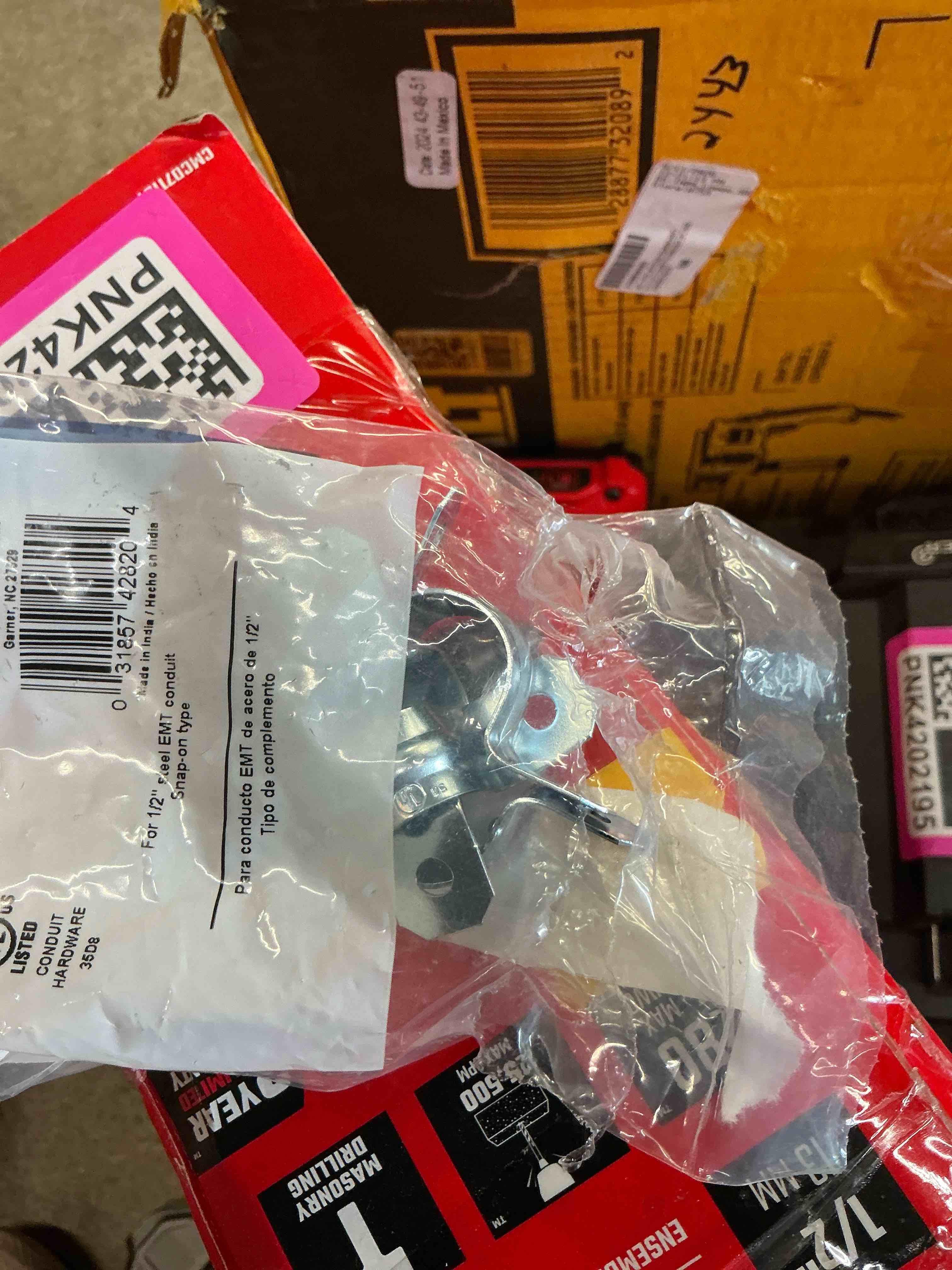 Condition photo showing Good Condition for sigma proconnex 1/2-in electrical (emt) / zinc-plated steel two-hole strap 5 -pack