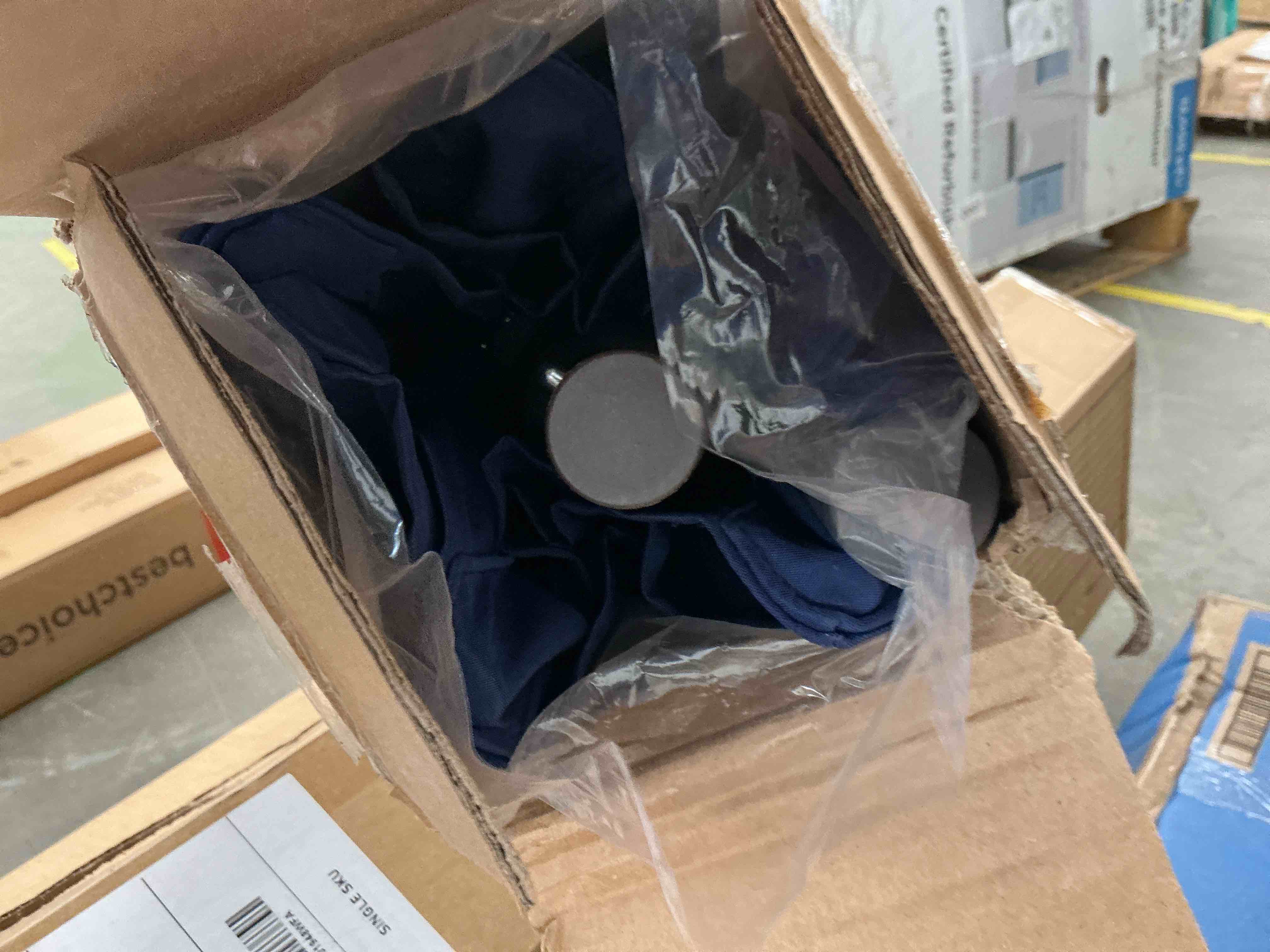 Condition photo showing New/Like New for fundaze 9ft outdoor market patio umbrella with push button tilt & crank lift, uv-resistant canopy for garden, backyard, pool&patio dining, navy blue