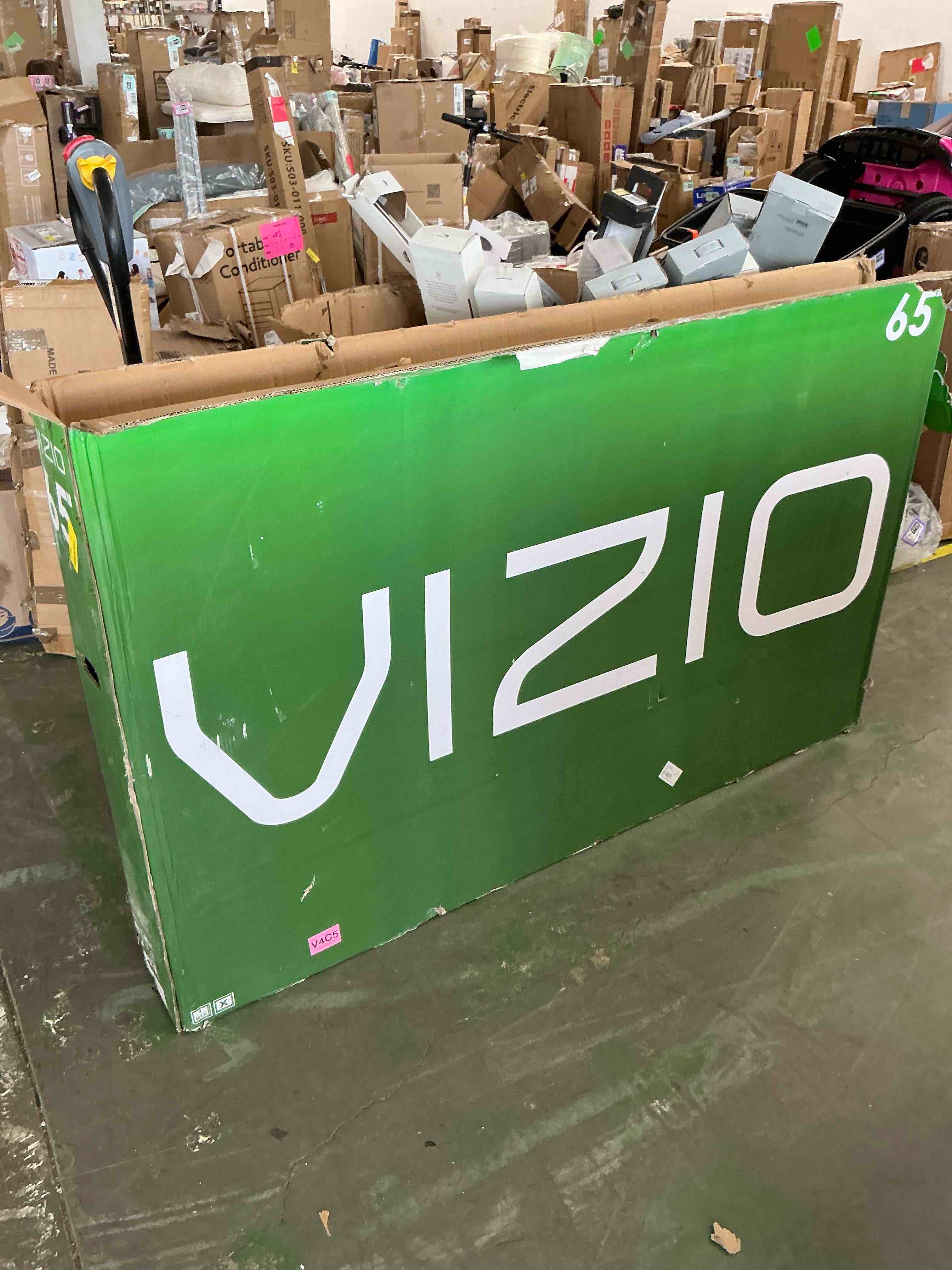 Condition photo showing Good Condition for vizio 65" class smart tv vizio m65q6-l4 