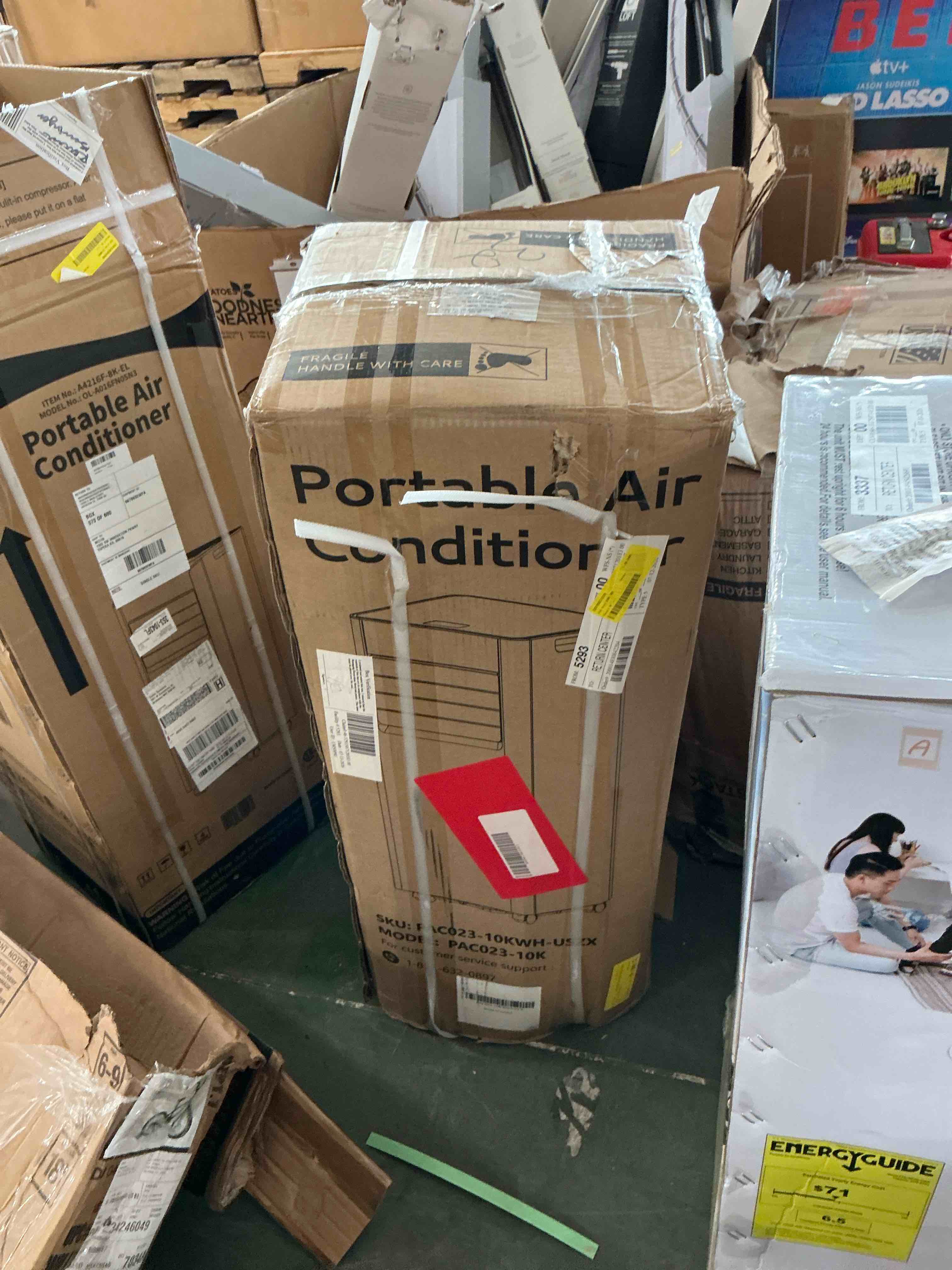 Condition photo showing Good Condition for simzlife 10000 btu portable air conditioner with wifi and remote control small ac unit with dehumidifier and fan for rooms up to 550 sq. ft.  white