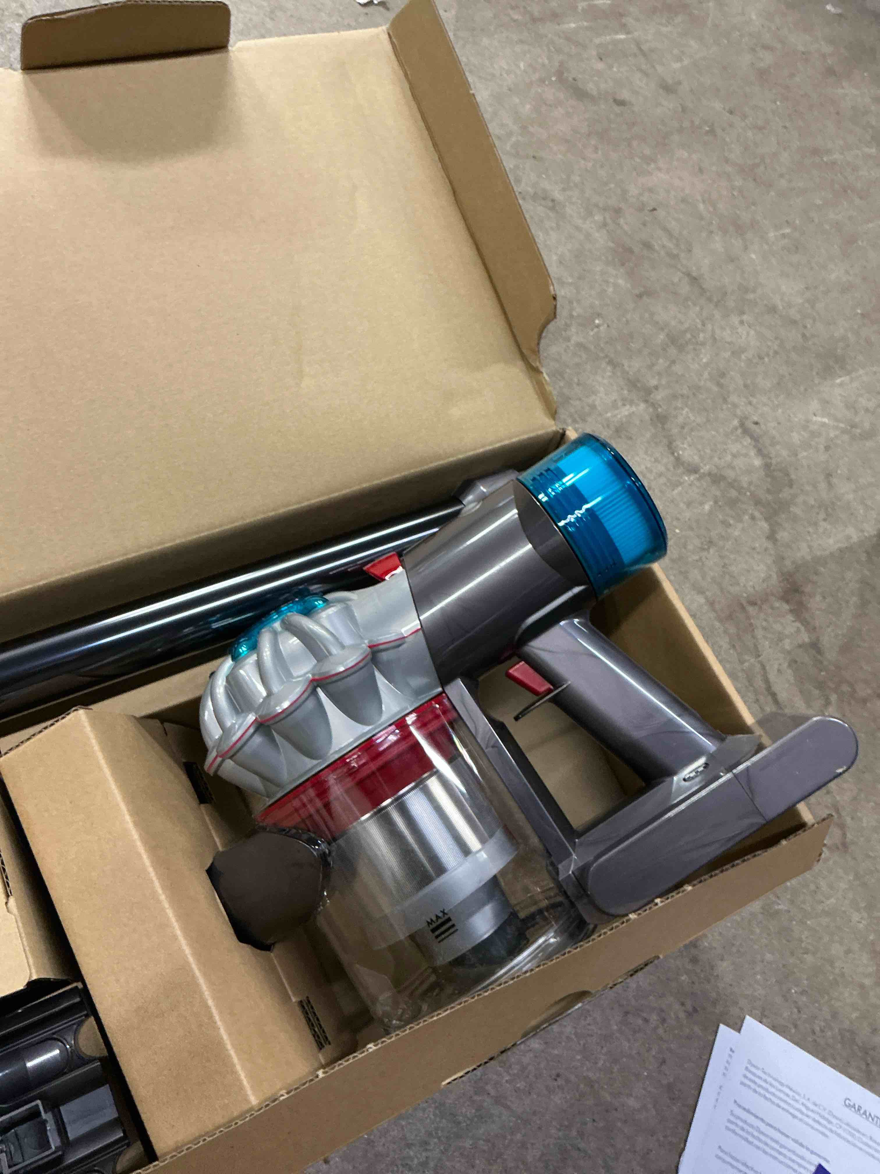 Condition photo showing New/Like New for dyson v8 absolute cordless vacuum