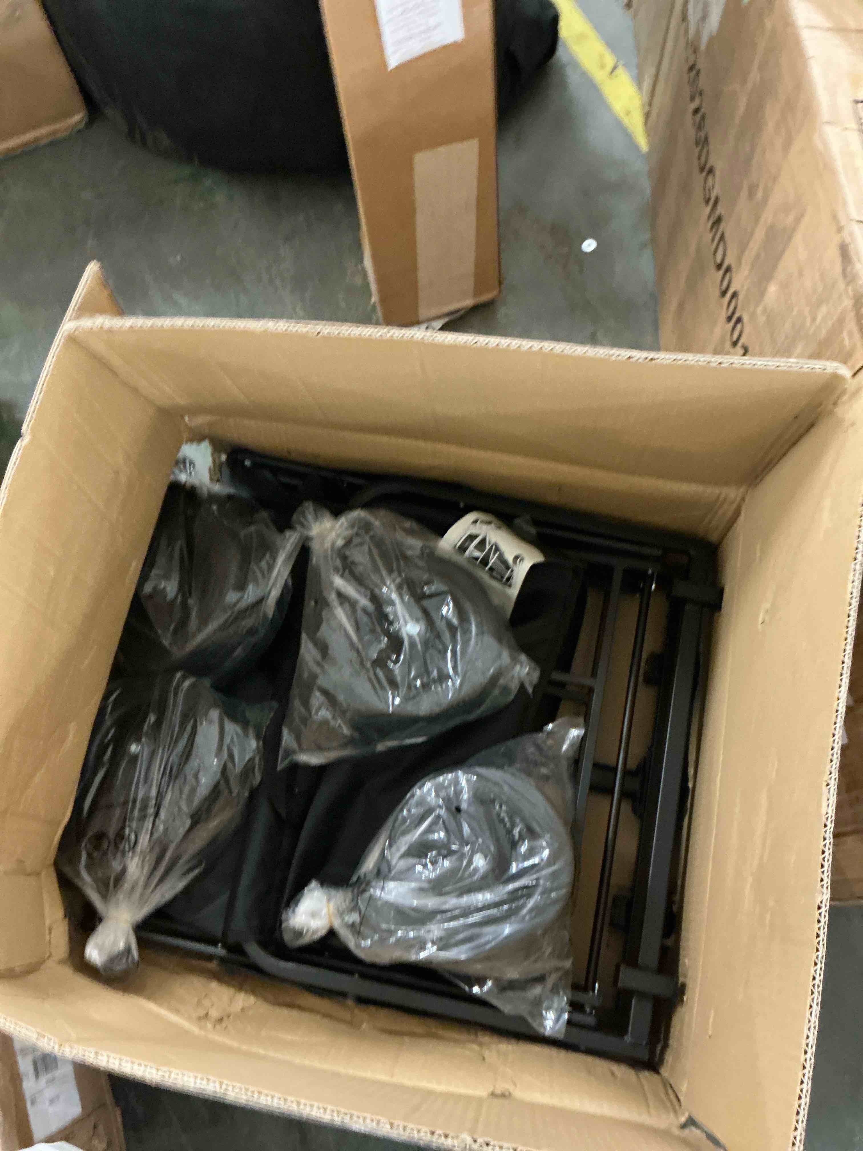 https://s3.amazonaws.com/lotting-images-prod/EmanualPiazza/PNK4203871_1788970282226.jpeg