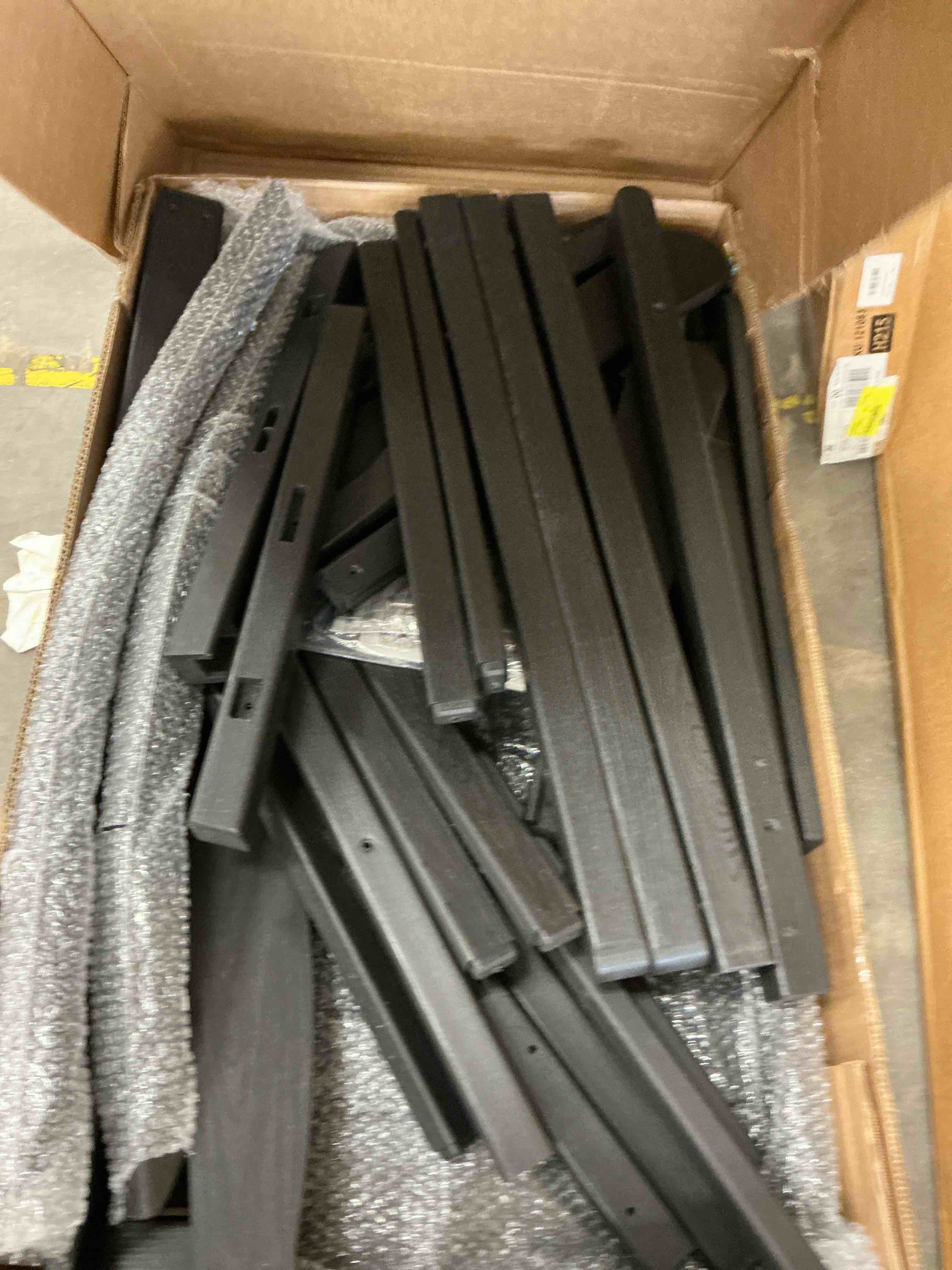 https://s3.amazonaws.com/lotting-images-prod/EmanualPiazza/PNK4203929_1789404910749.jpeg