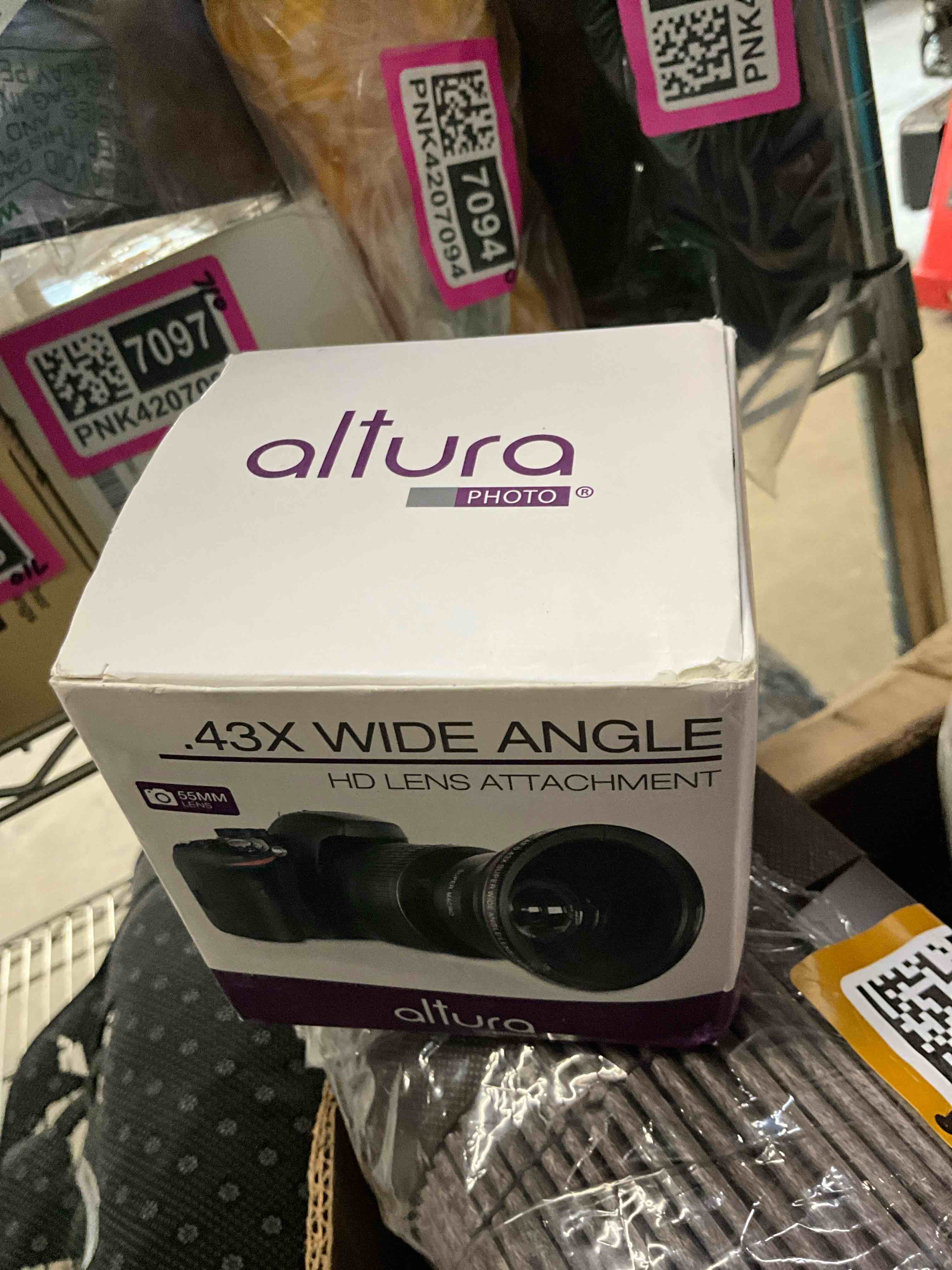 https://s3.amazonaws.com/lotting-images-prod/EmanualPiazza/PNK4207090_1778694187343.jpeg